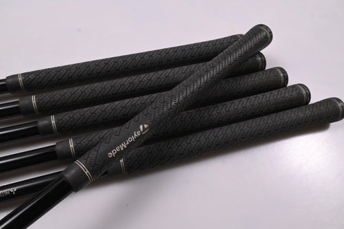 Taylormade SIM2 Max Irons / 5-PW / Regular Flex MMT 65 Shafts