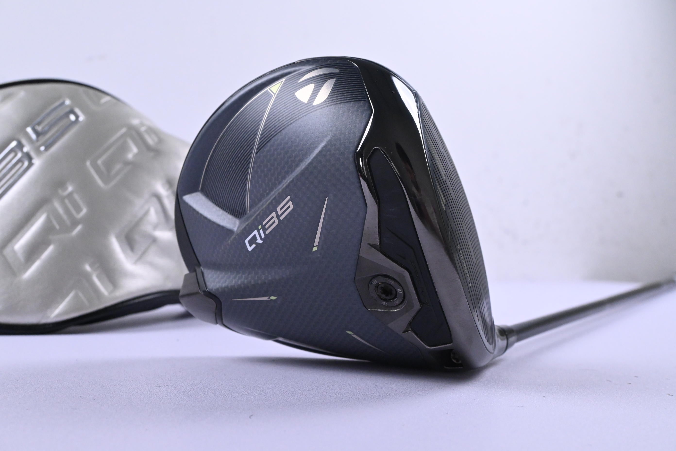 Taylormade Qi35 Driver / 10.5 Degree / Stiff Flex Ventus Blue 5 Shaft