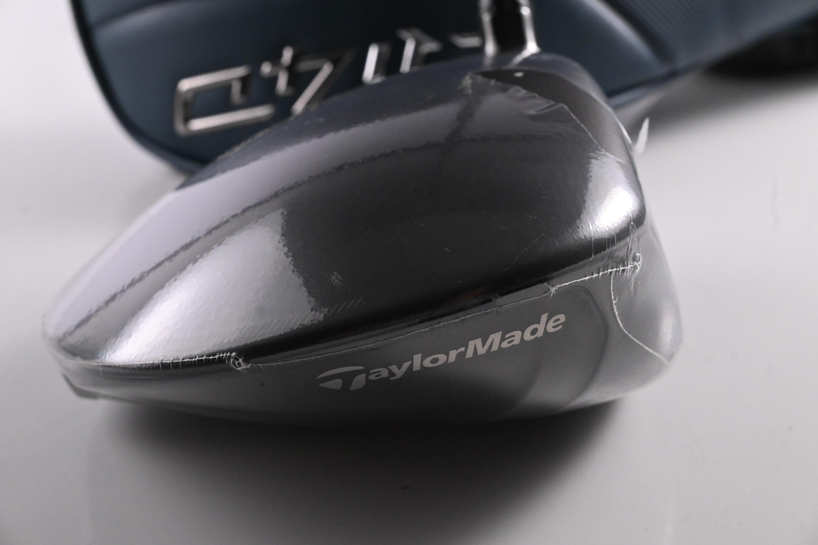 Taylormade Qi4D Driver / 10.5 Degree / Regular Flex Ventus TR Blue 5 Shaft