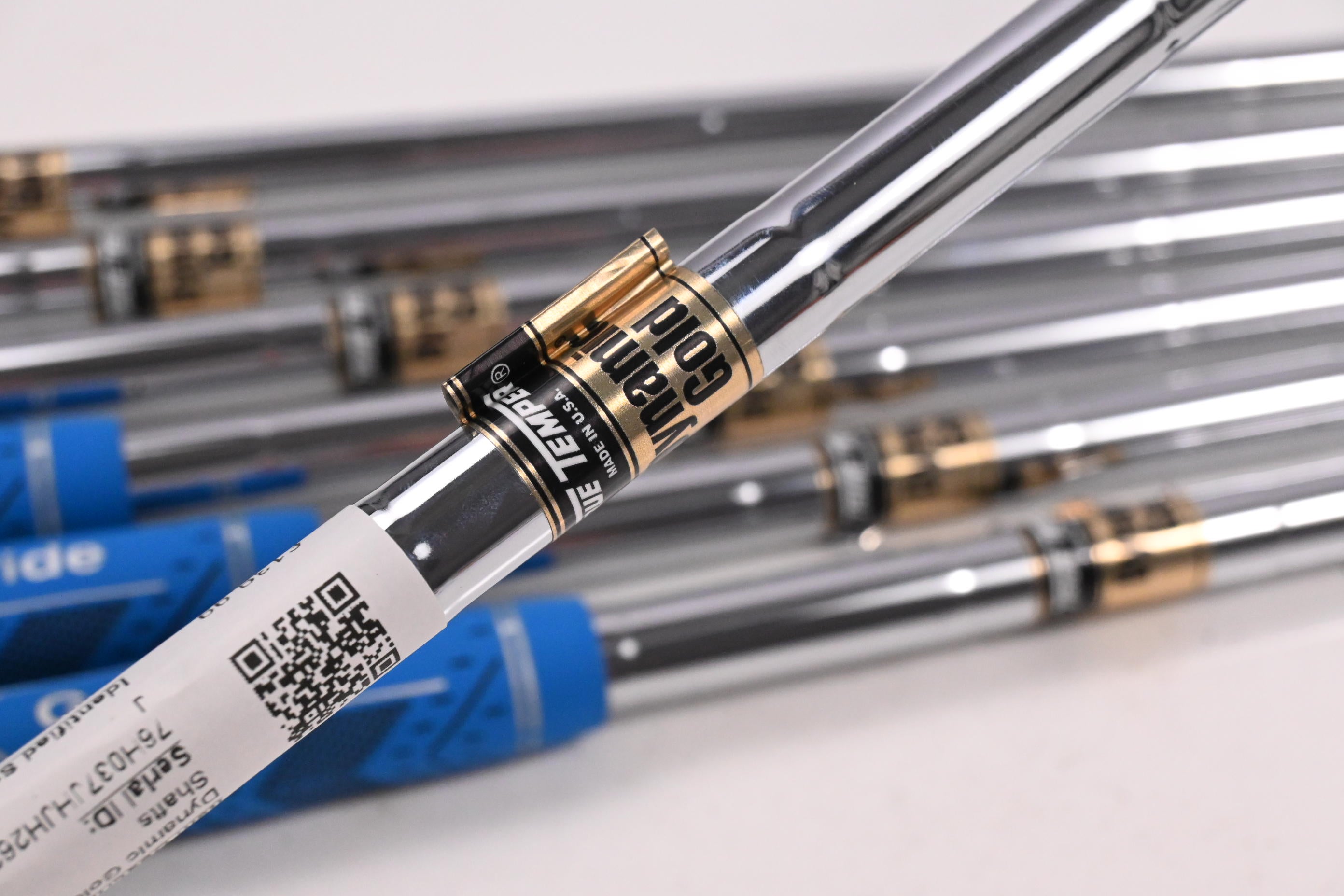 Dynamic Gold X100 Iron Shafts / X-Flex / Set of 7 / .355" Taper Tips