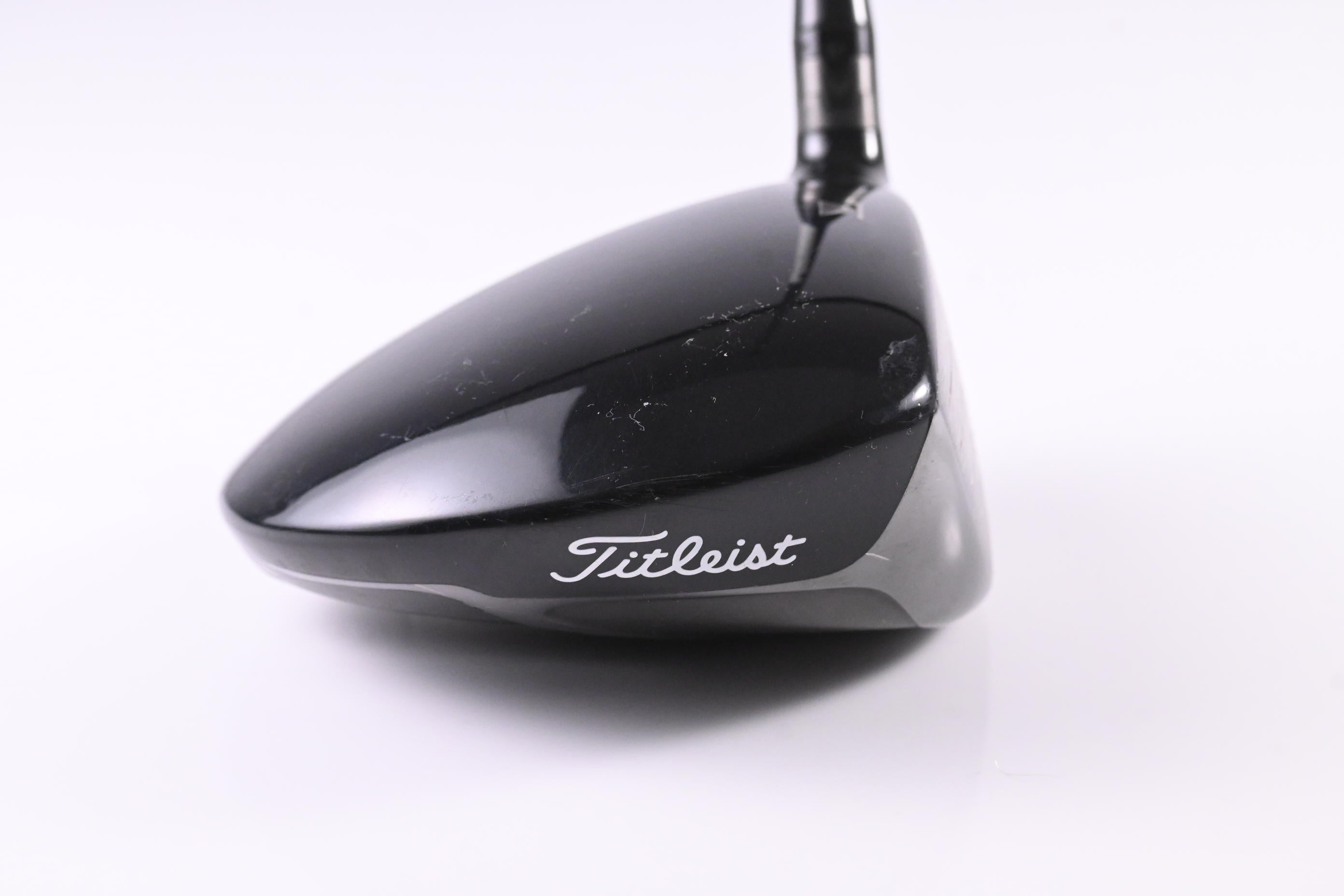 Titleist 910 D2 Driver / 9.5 Degree / Stiff Flex Diamana Kai'li 65 Shaft