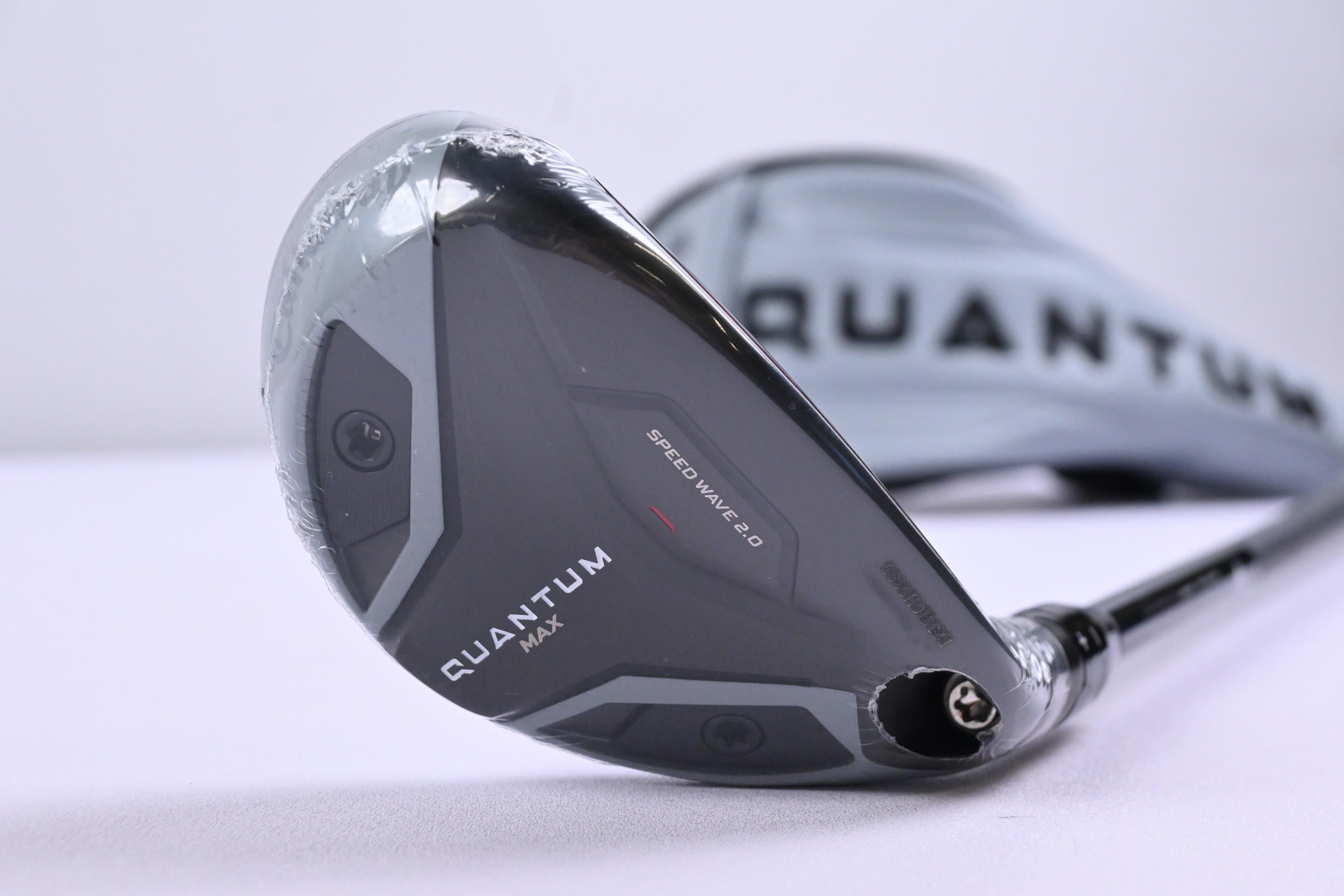 Callaway Quantum Max #4 Hybrid / 21 Degree / Regular Flex Denali Frost Silver 60