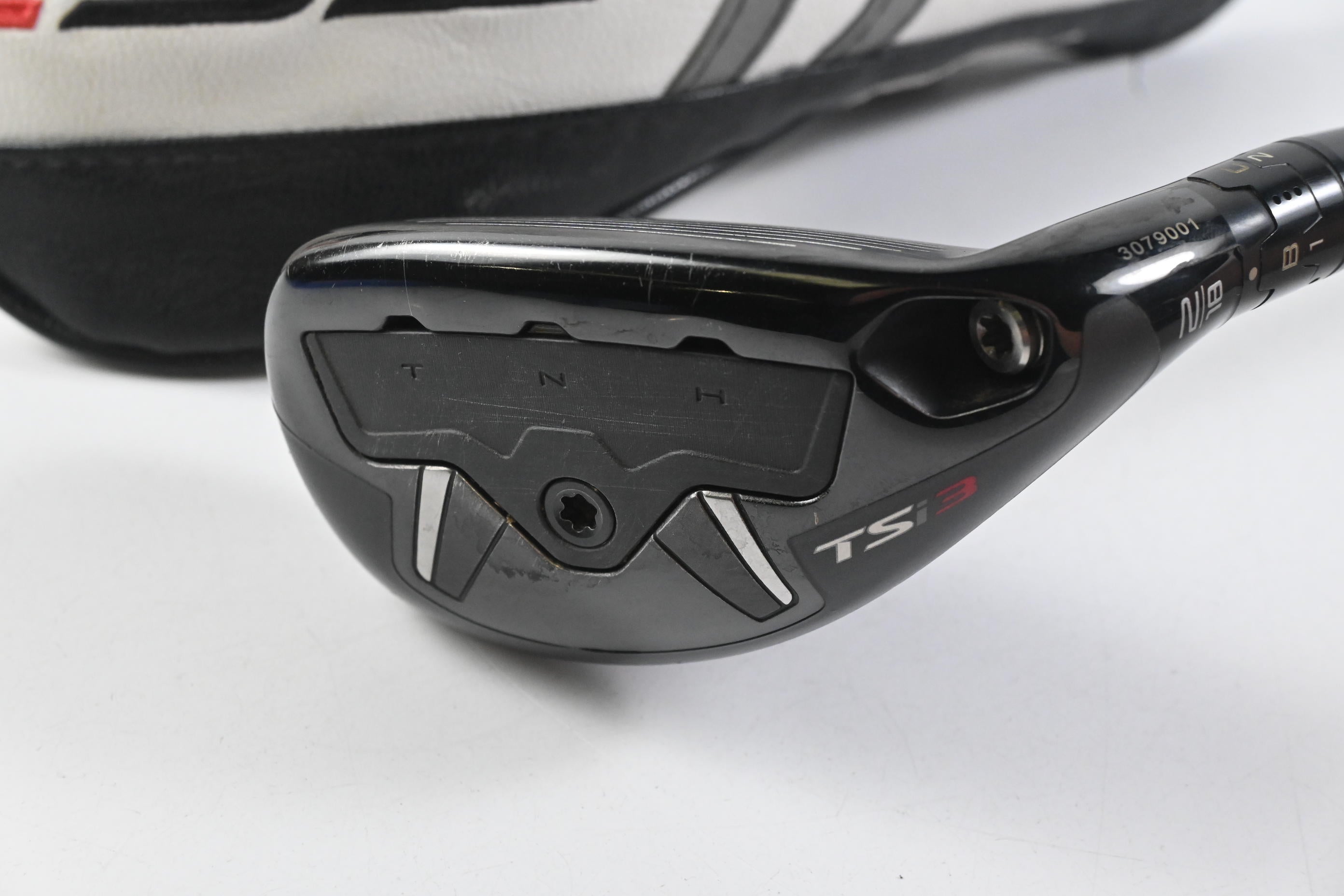 Titleist TSi3 #2 Hybrid / 18 degree / Stiff Flex Hzrdus Smoke Black RDX 80 Shaft