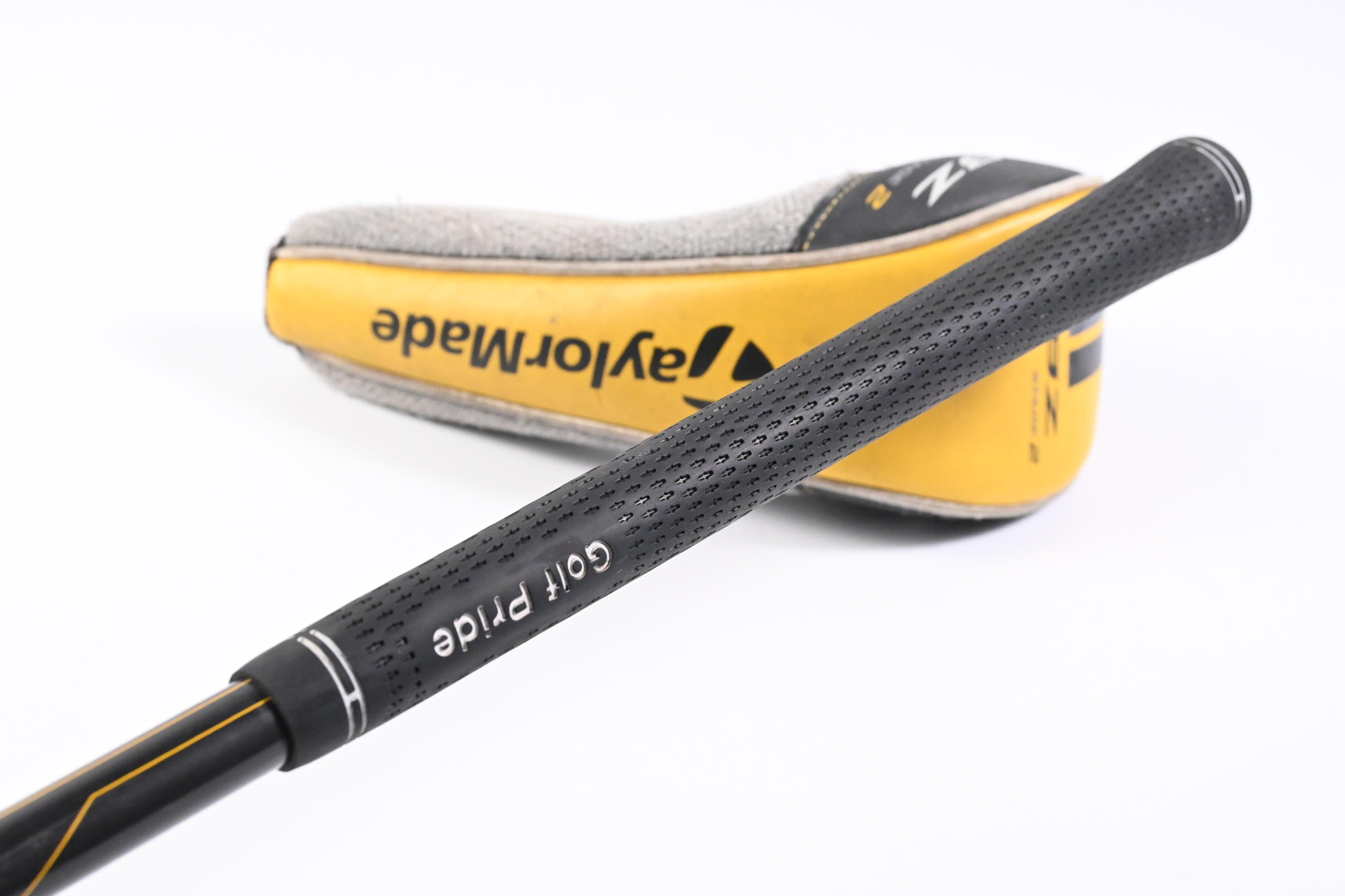 Taylormade RBZ Stage 2 #6 Hybrid / 28 Degree / Regular Flex Rocketfuel 65 Shaft