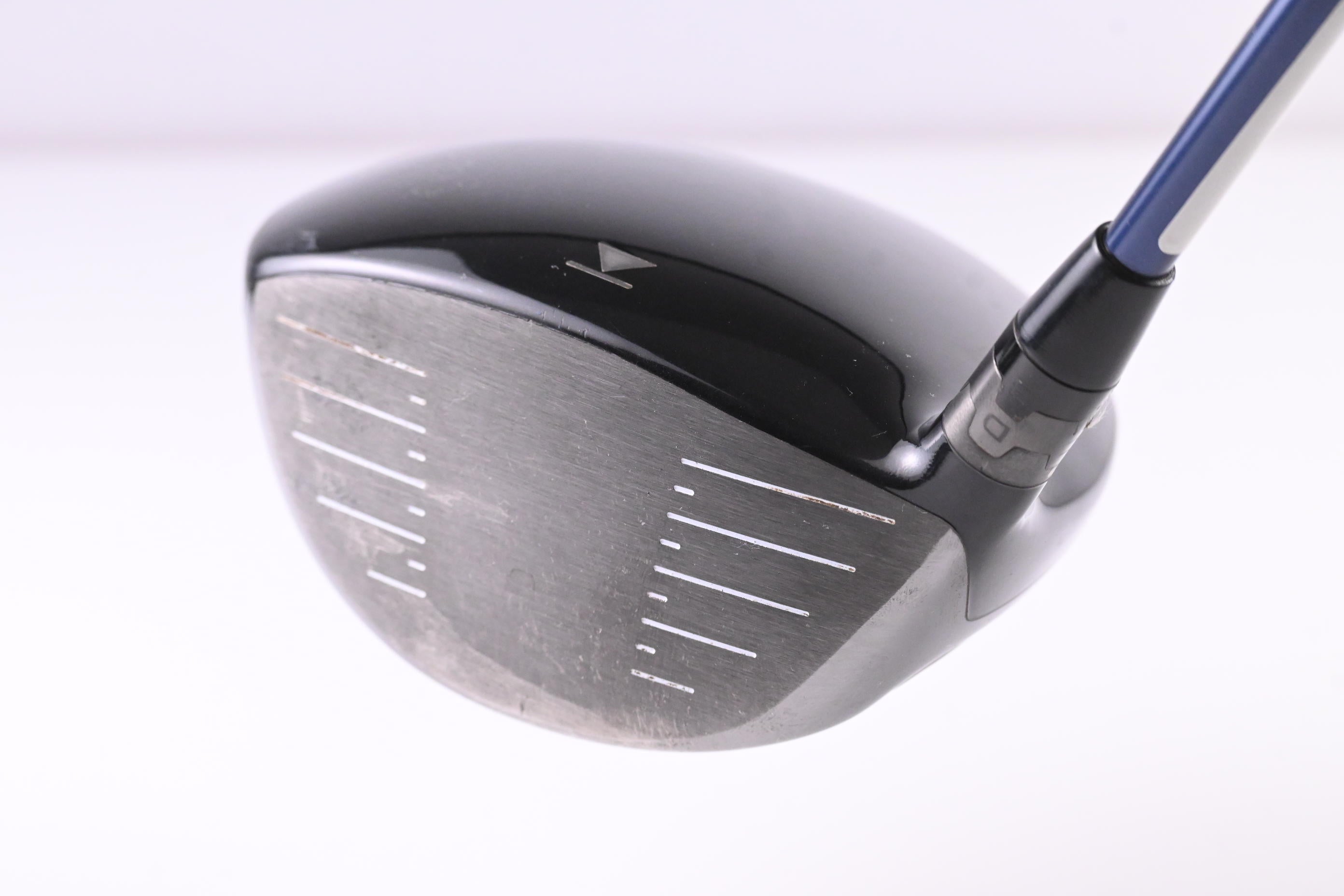 Titleist 910 D2 Driver / 9.5 Degree / Stiff Flex Diamana Kai'li 65 Shaft