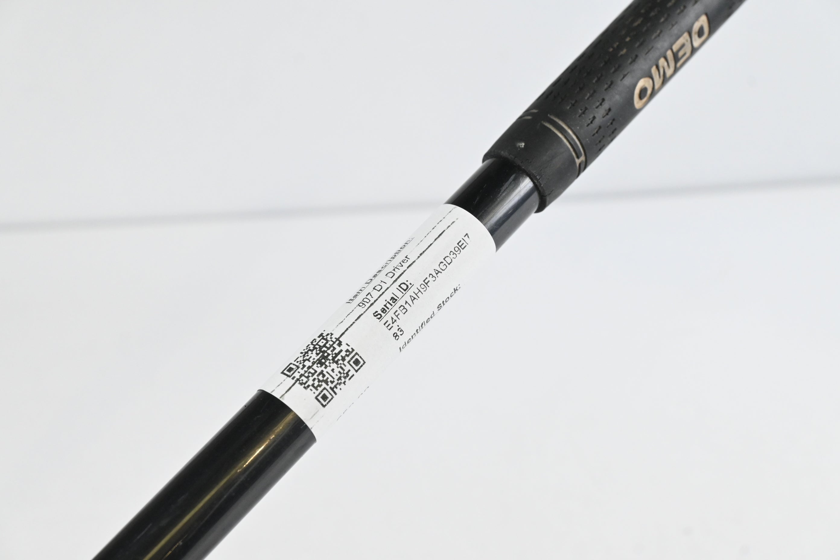 Titleist 907 D1 Driver / 10.5 Degree / Regular Flex Aldila 67 Shaft