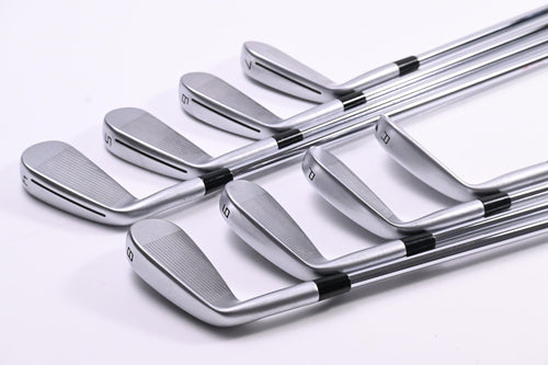 Taylormade P790 2023 Irons / 4-PW+GW / Stiff Flex NS Pro Modus 3 Tour 120 Shafts