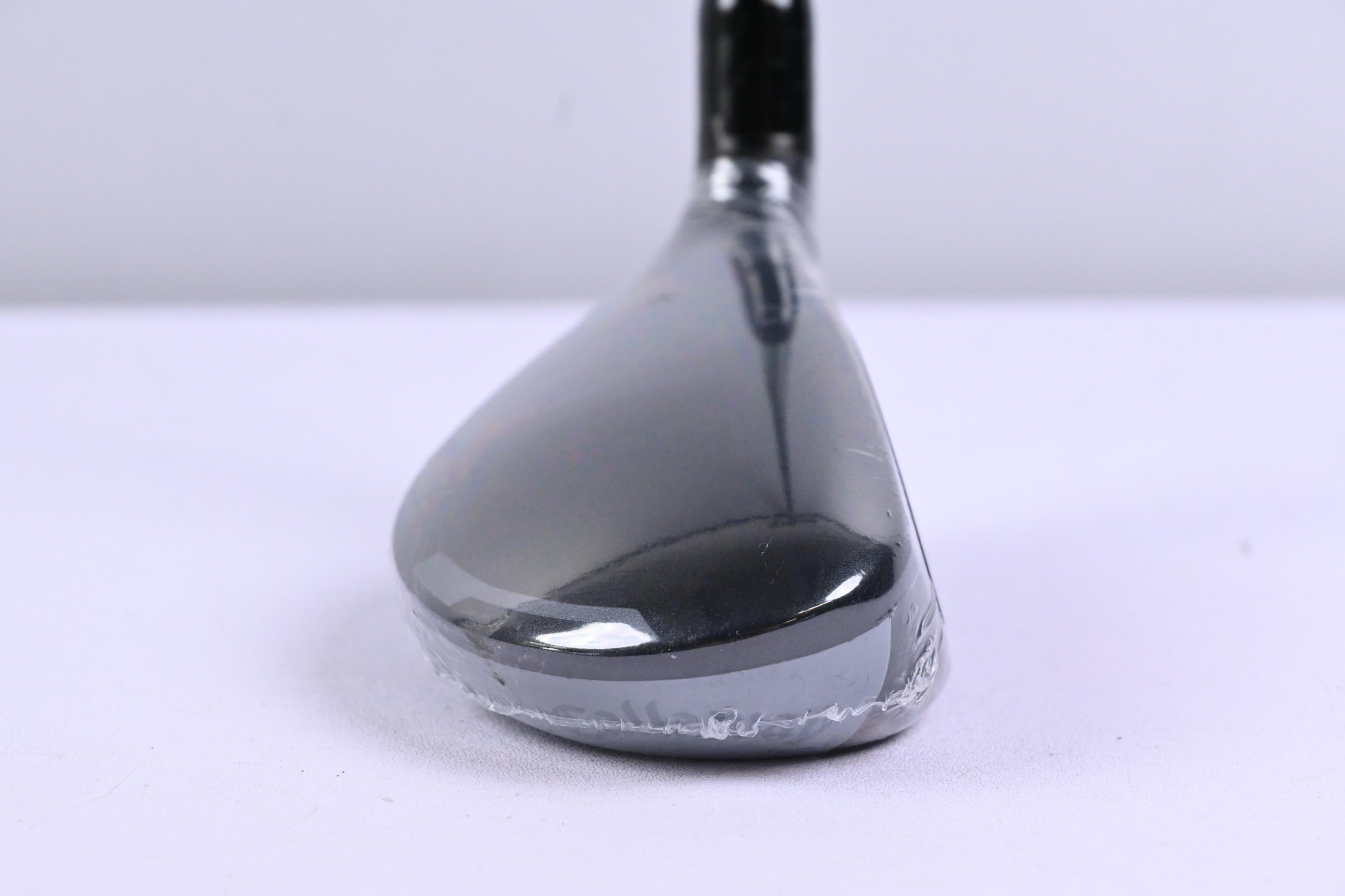 Callaway Quantum Max #4 Hybrid / 21 Degree / Regular Flex Denali Frost Silver 60