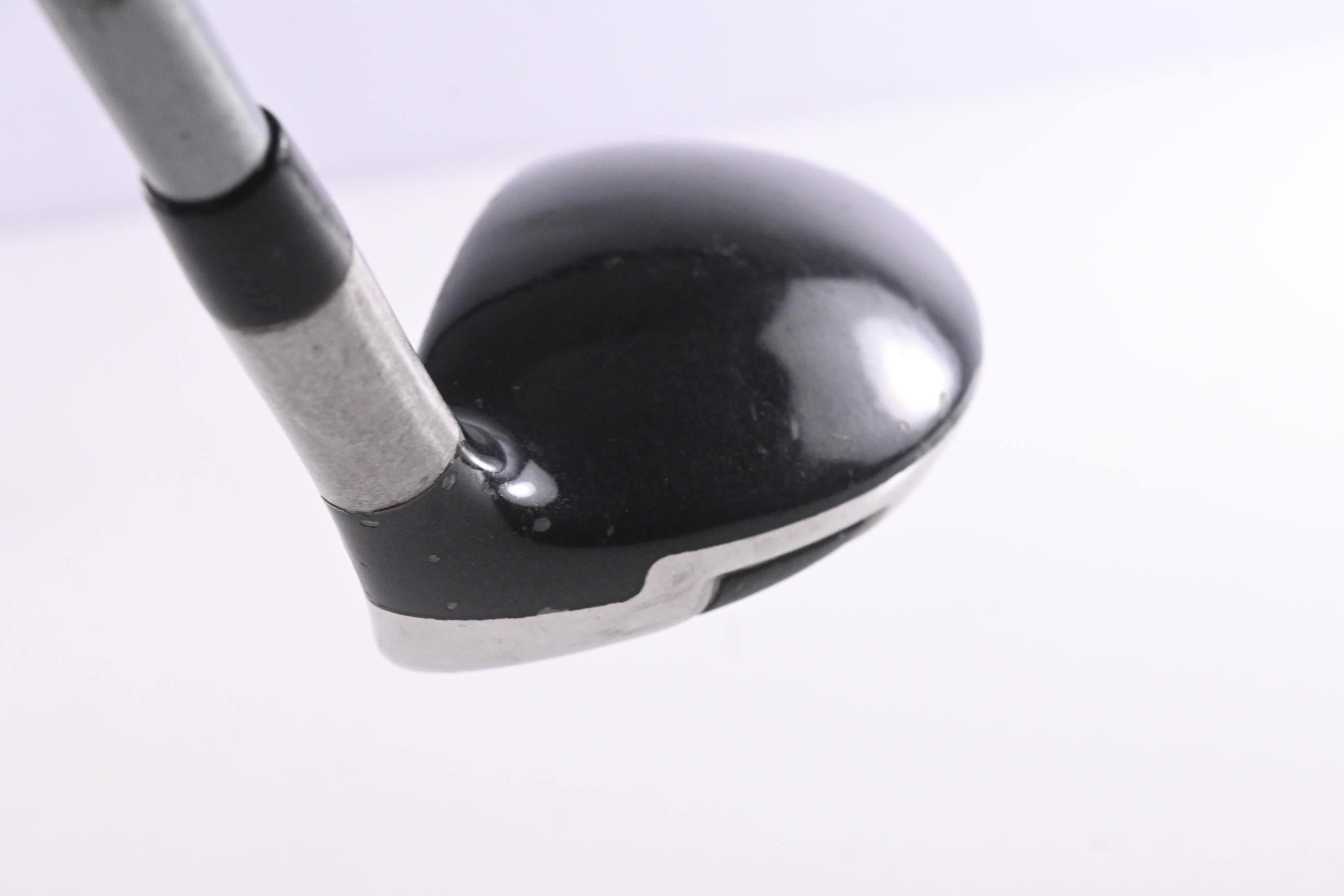Titleist 909H #3 Hybrid / 21 Degree / Regular Flex Diamana 80 Shaft
