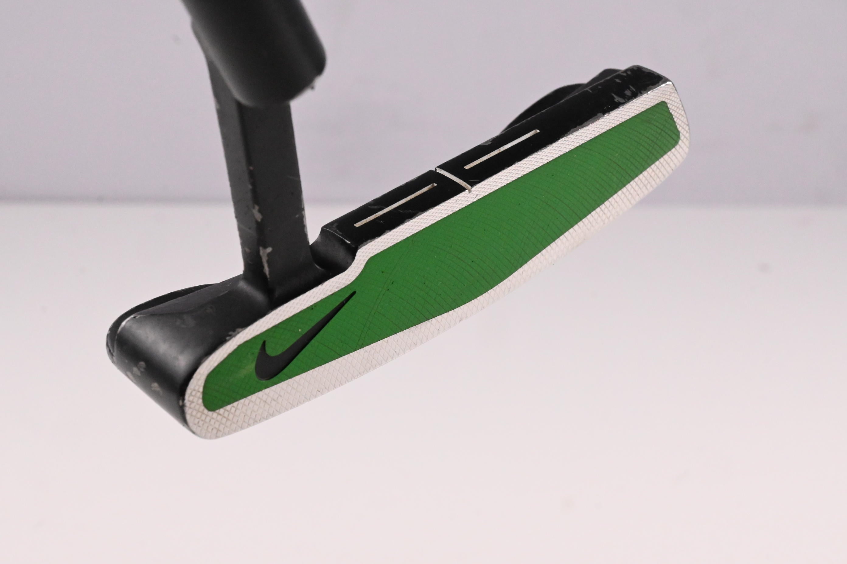 Left Hand Nike OZ Putter / 35 Inch