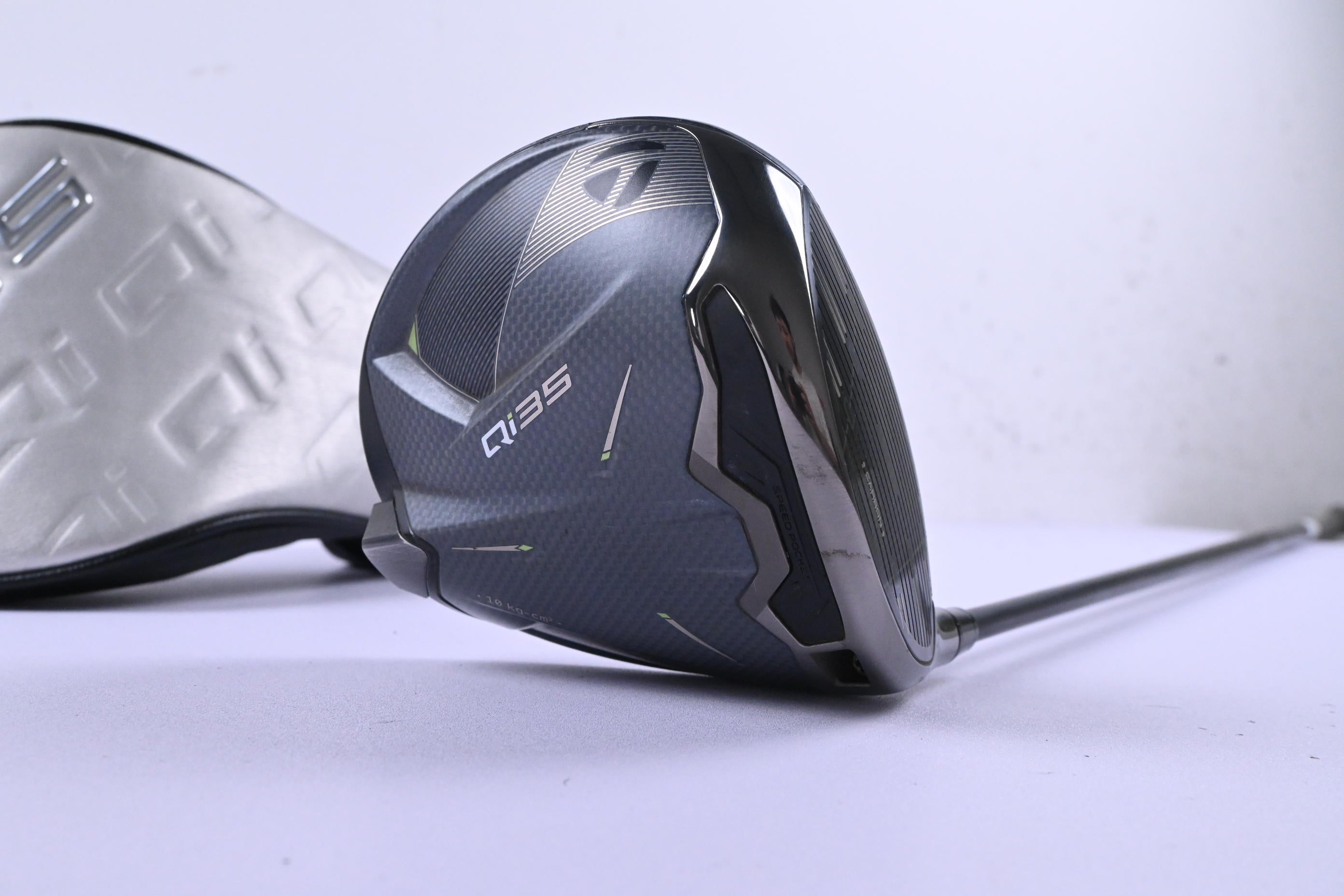 Taylormade Qi35 Max Driver / 9 Degree / Stiff Flex Kai'li Darkwaves Blue 60