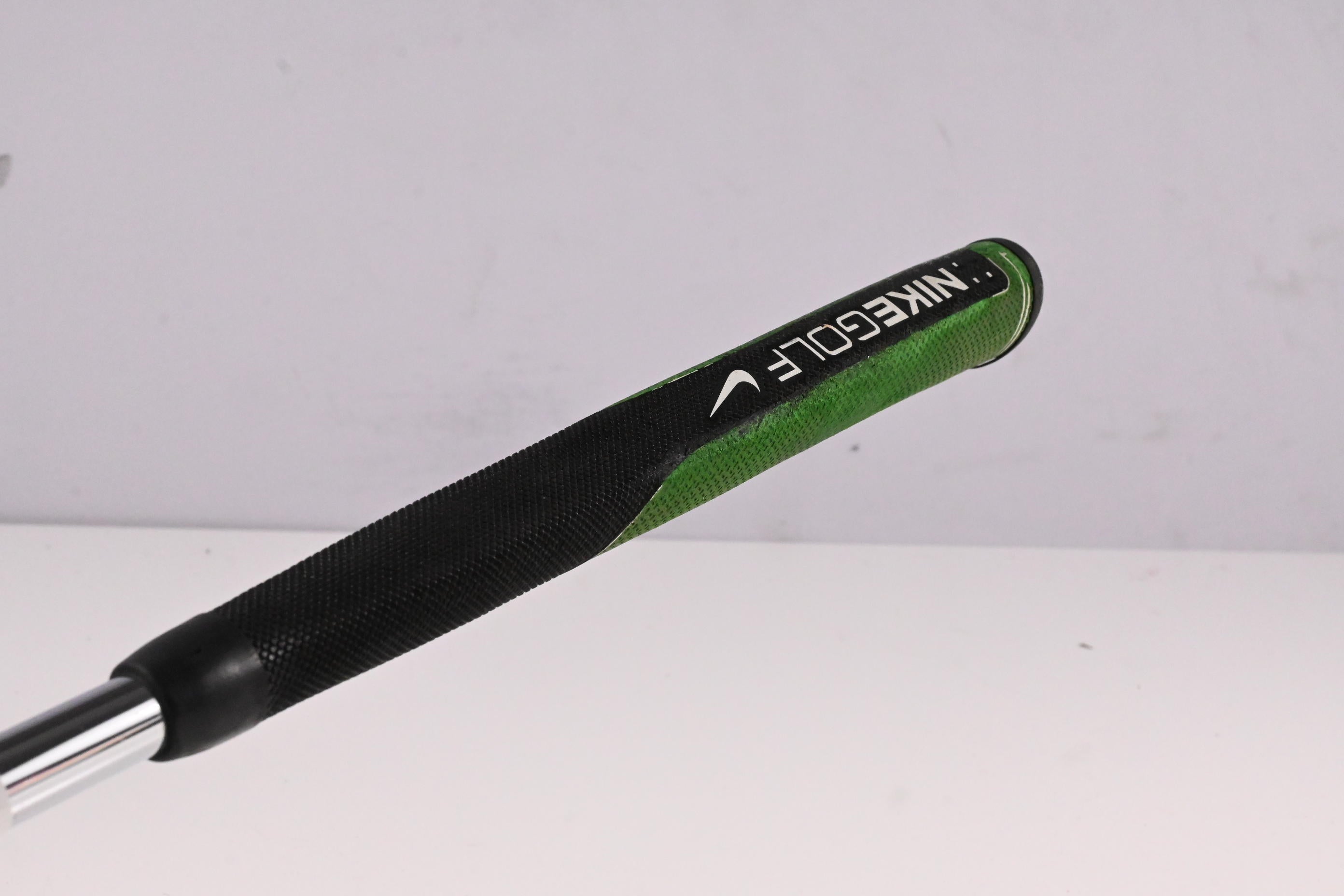 Left Hand Nike OZ Putter / 35 Inch