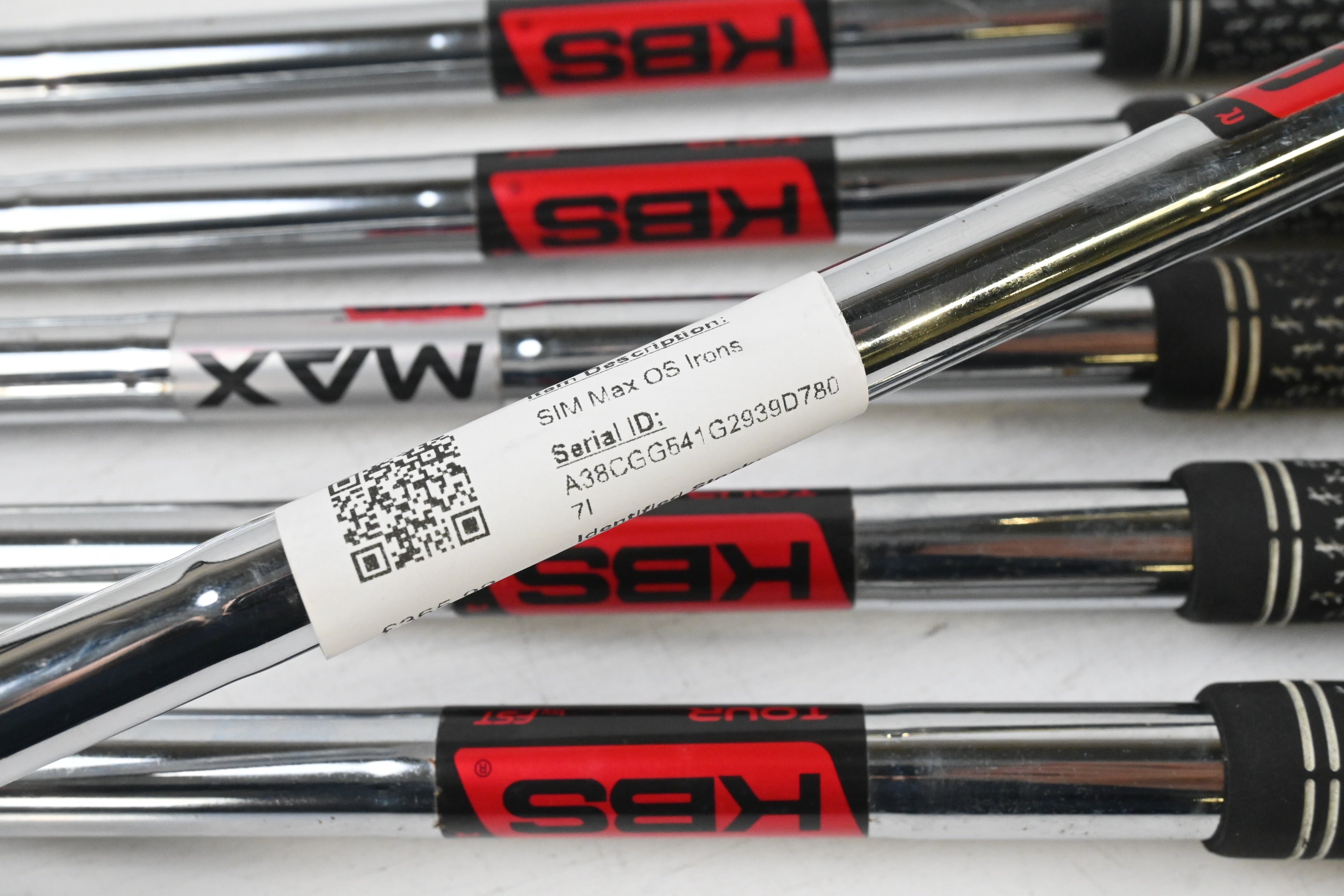 Taylormade SIM Max OS Irons / 6-PW+SW / Regular Flex KBS Tour Shafts