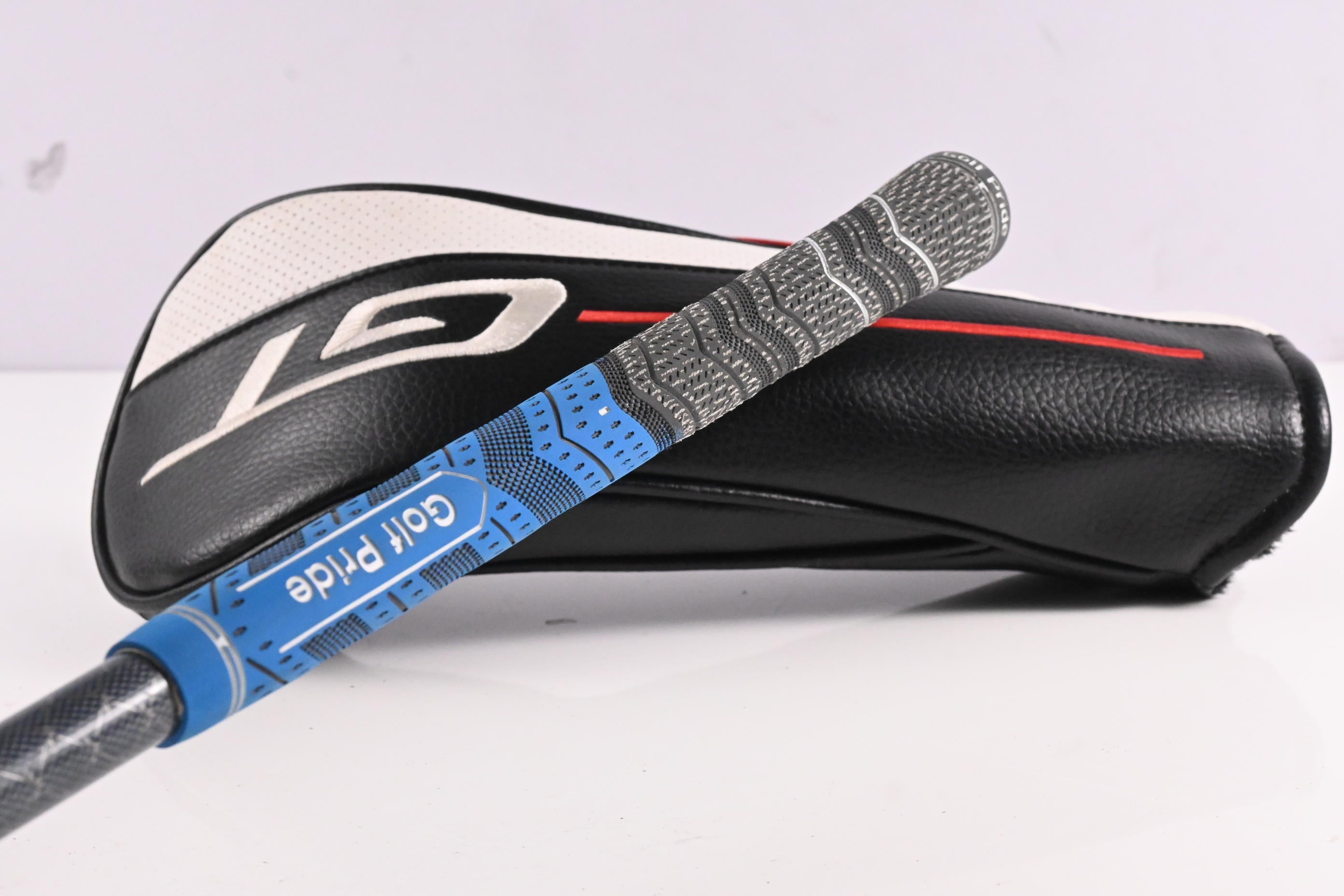 Titleist GT2 #3 Wood / 15 Degree / Stiff Flex Tensei AV Series Blue 75 Shaft