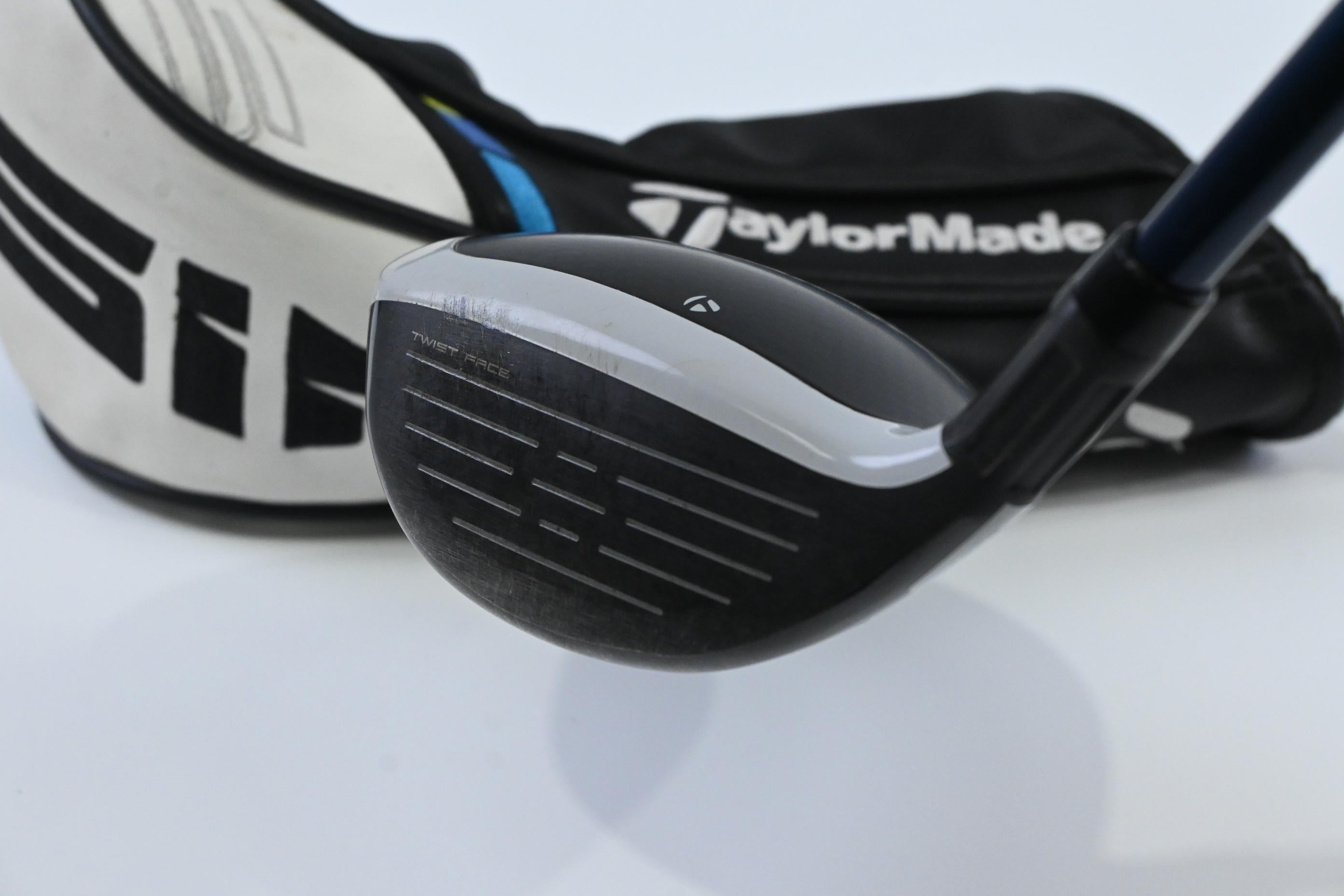 Taylormade SIM2 Max #5 Wood / 18 Degree / Stiff Flex Fujikura Ventus Blue 6