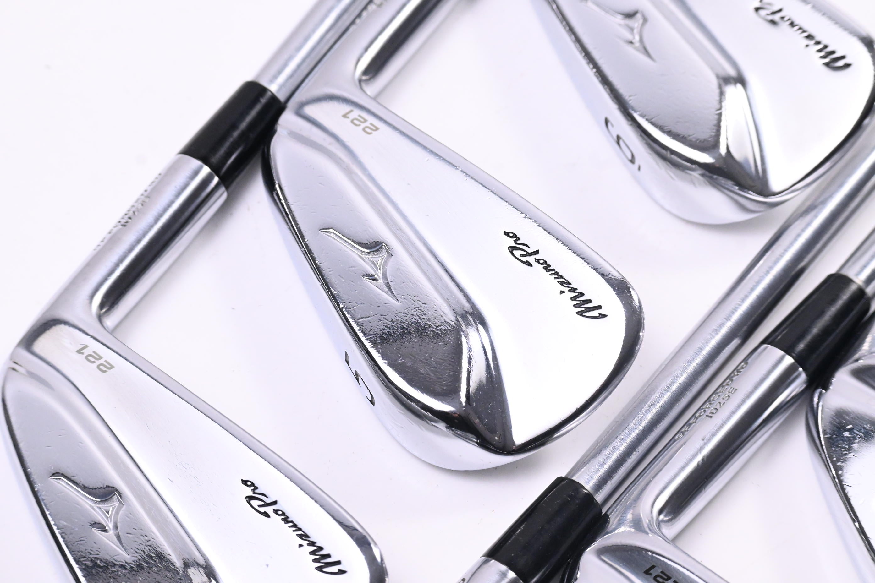 Mizuno Pro 221 Irons / 4-PW / Stiff Flex Project X LZ 120 Shafts