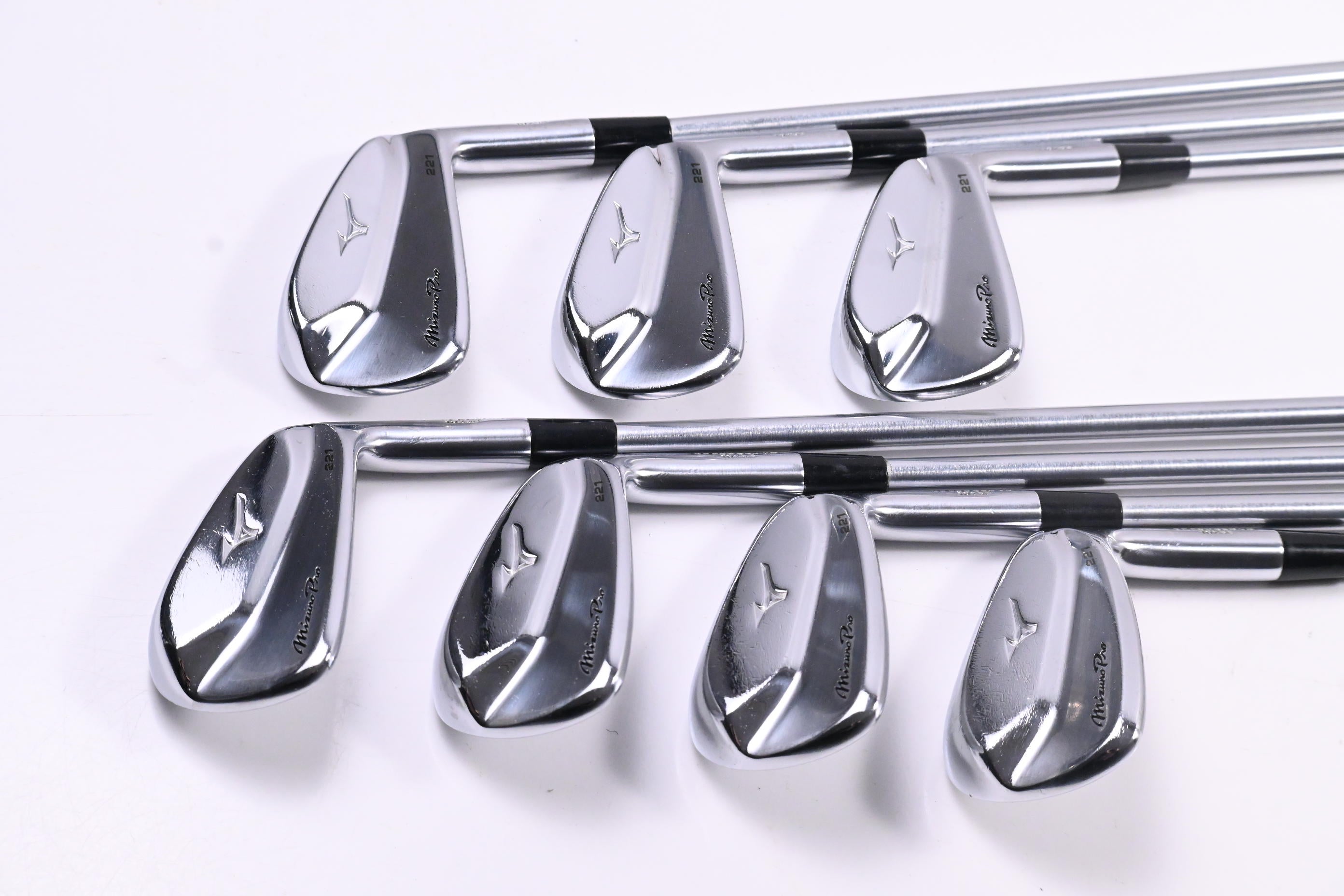 Mizuno Pro 221 Irons / 4-PW / Stiff Flex Project X LZ 120 Shafts