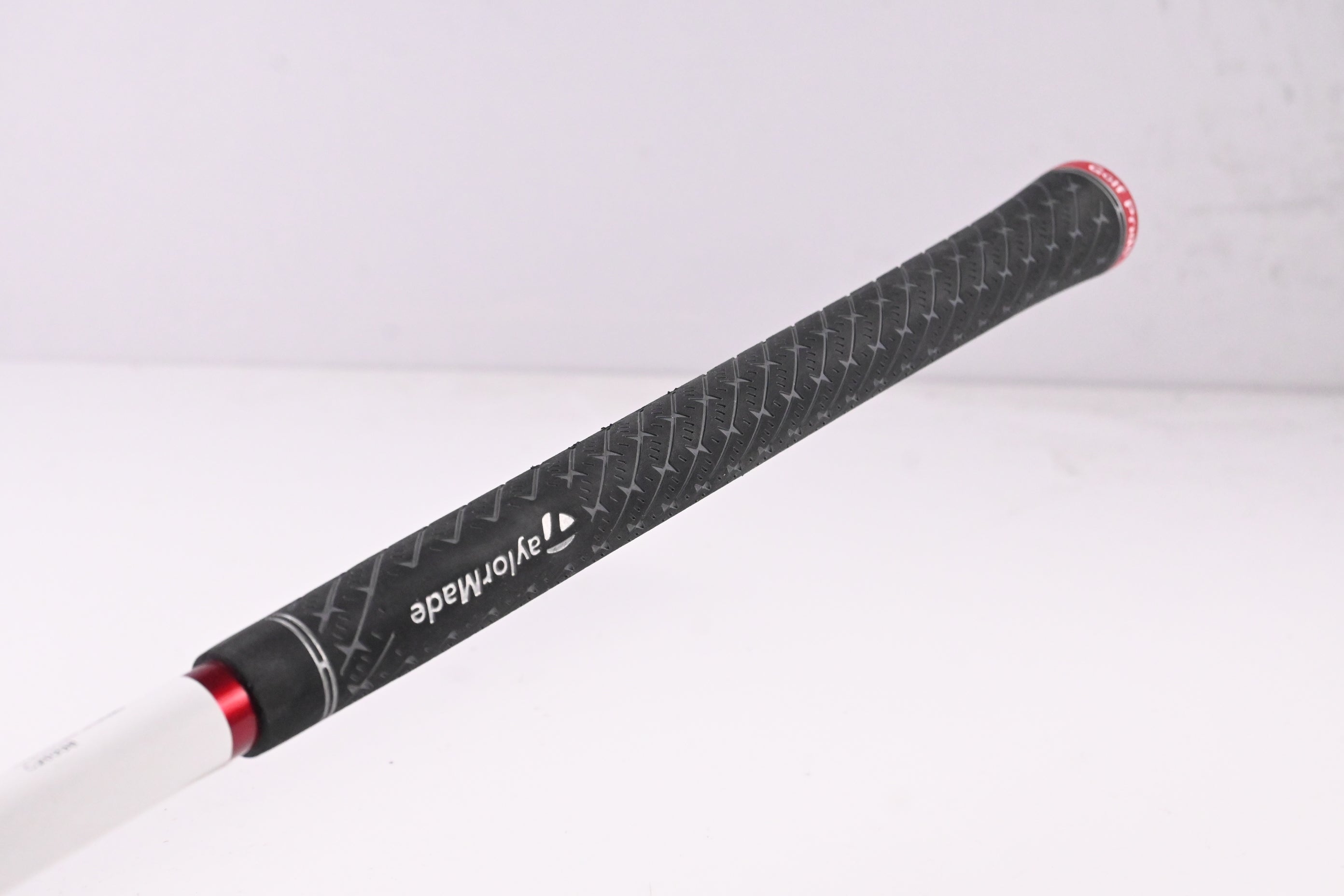 Taylormade Stealth HD Driver / 10.5 Degree / Regular Flex Fujikura Ventus TR Red