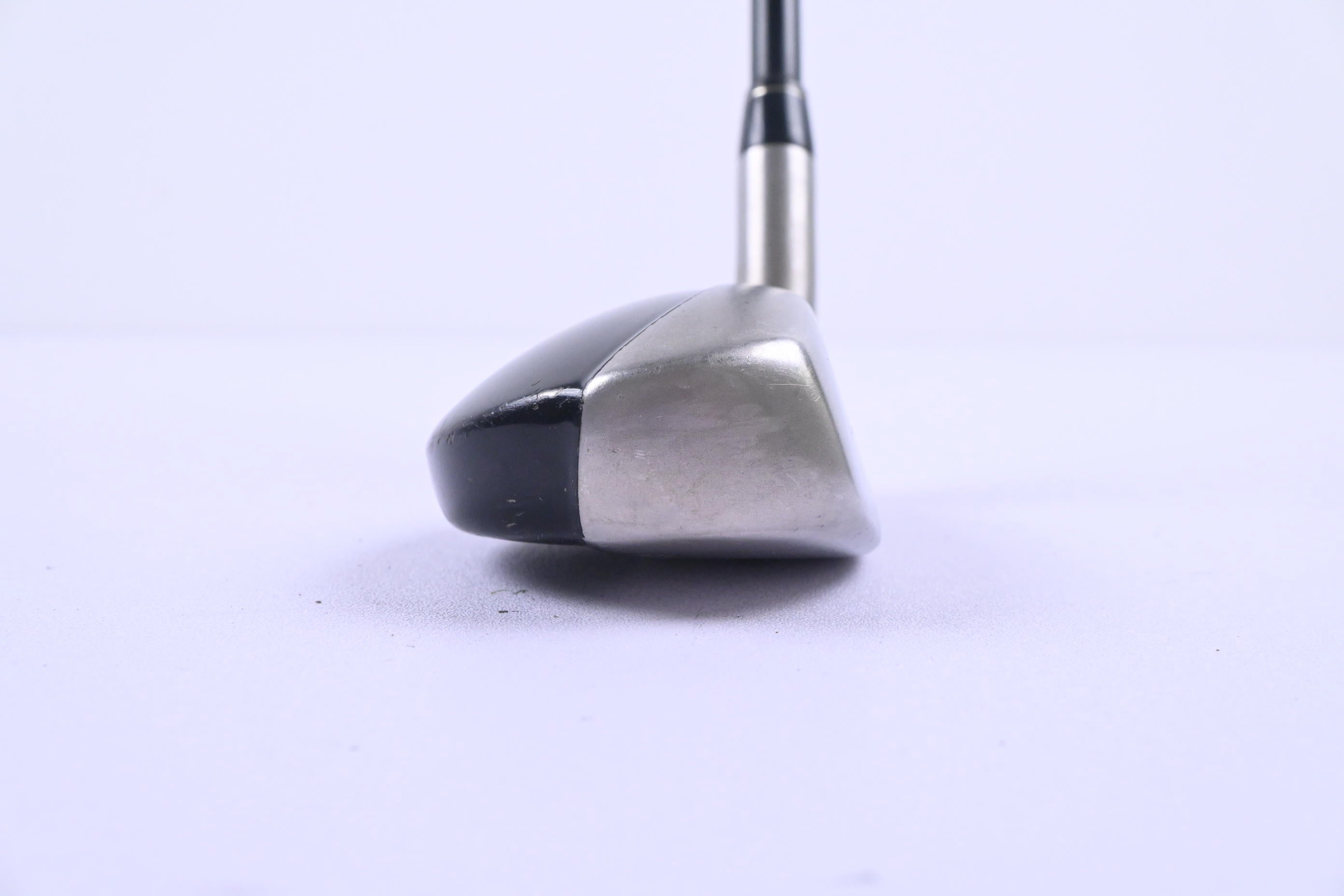Taylormade Rescue Mid #3 Hybrid / 19 Degree / Regular Flex Ultralite Shaft