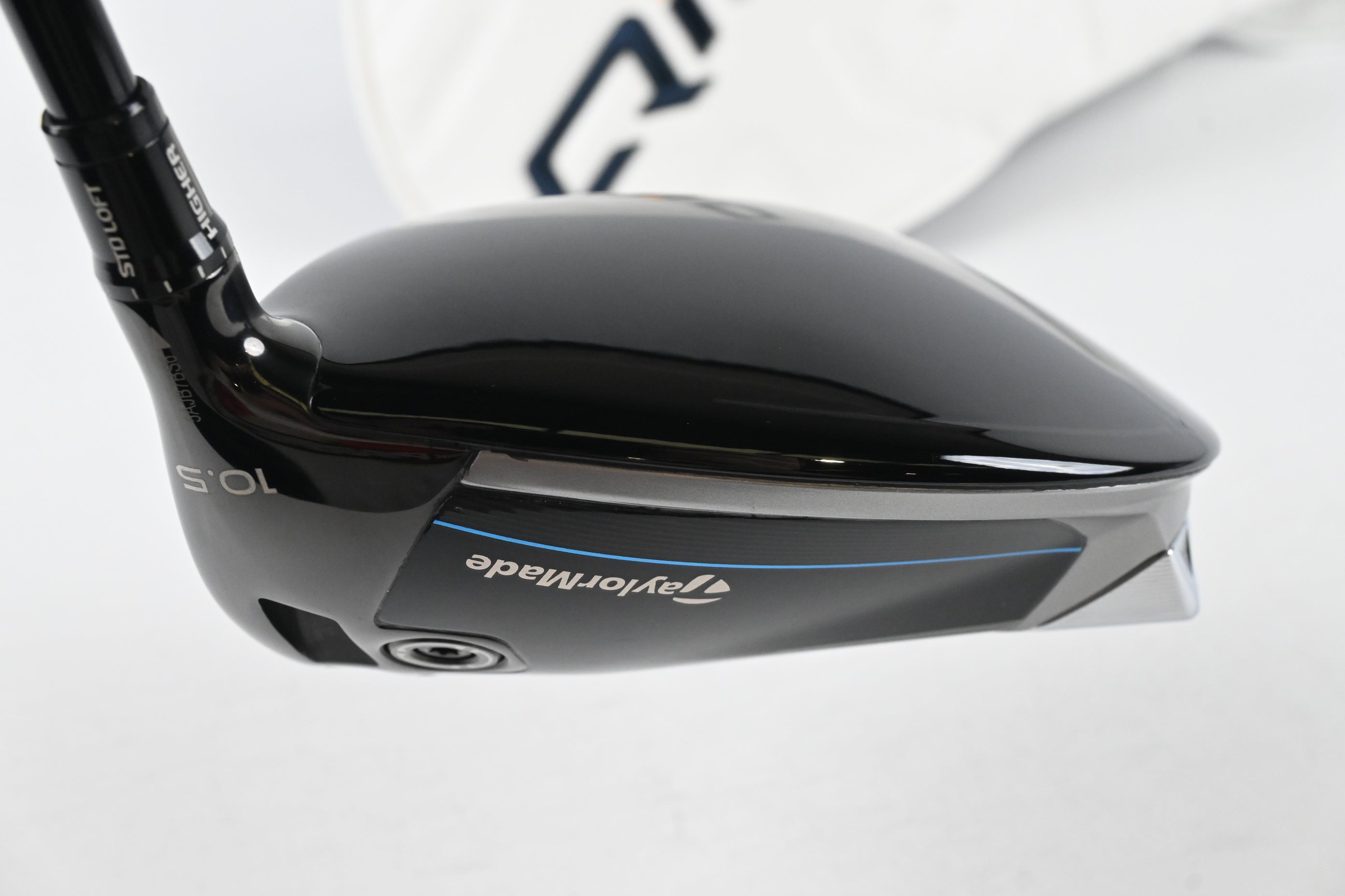 Taylormade Qi10 Driver / 10.5 Degree / Regular Flex Fujikura Ventus TR Blue 5