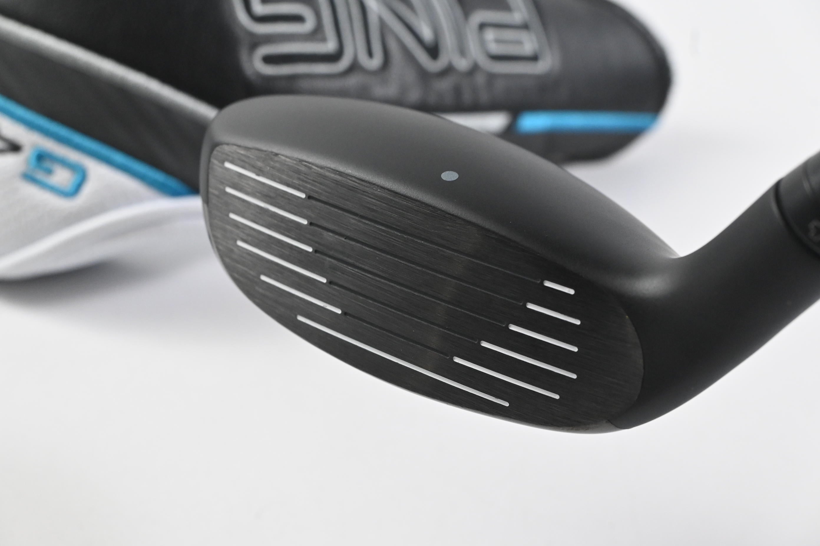 Ping G440 #2 Hybrid / 17 Degree / Stiff Flex Denali Red 80 Shaft