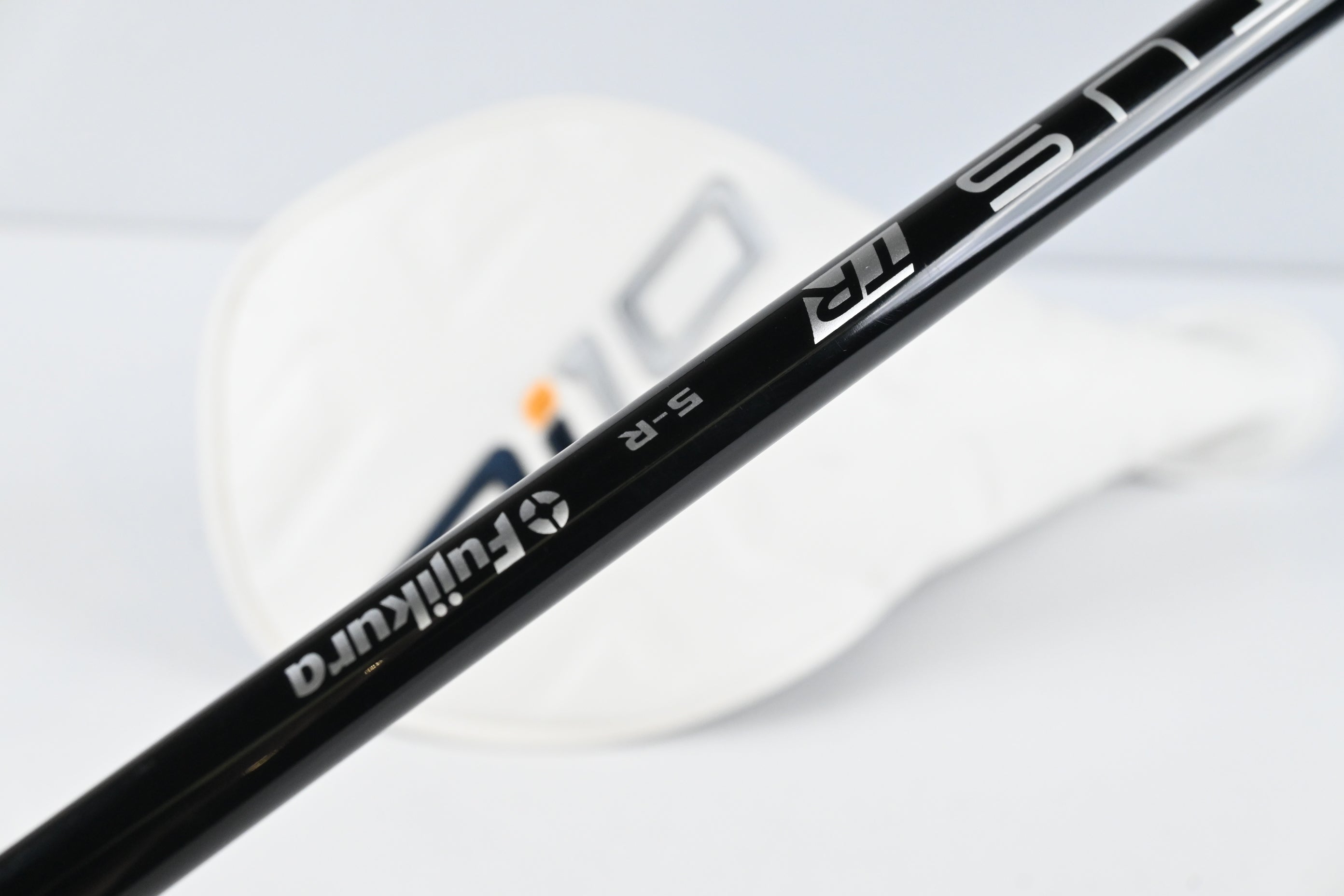 Taylormade Qi10 Driver / 10.5 Degree / Regular Flex Fujikura Ventus TR Blue 5