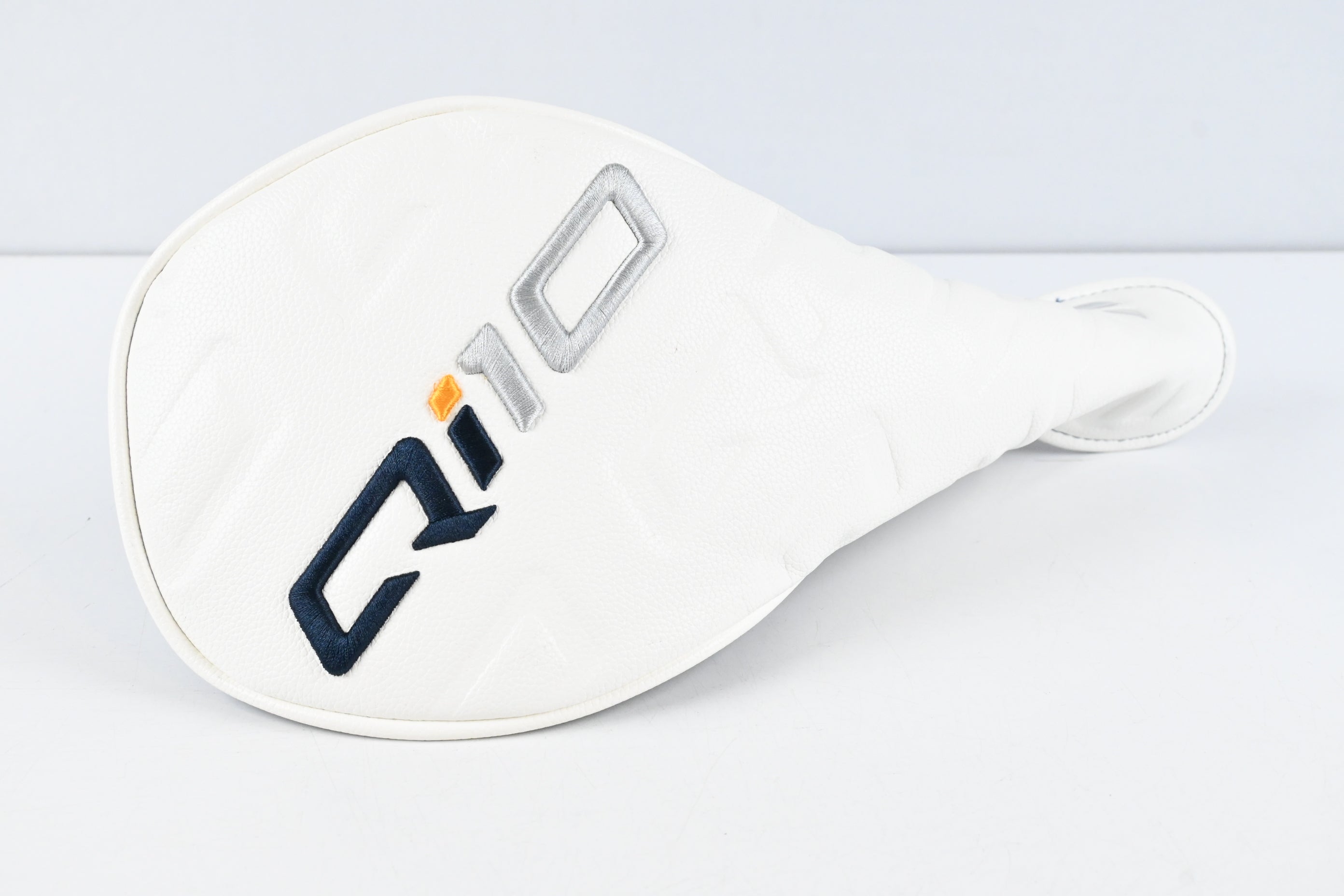Taylormade Qi10 Driver / 10.5 Degree / Regular Flex Fujikura Ventus TR Blue 5