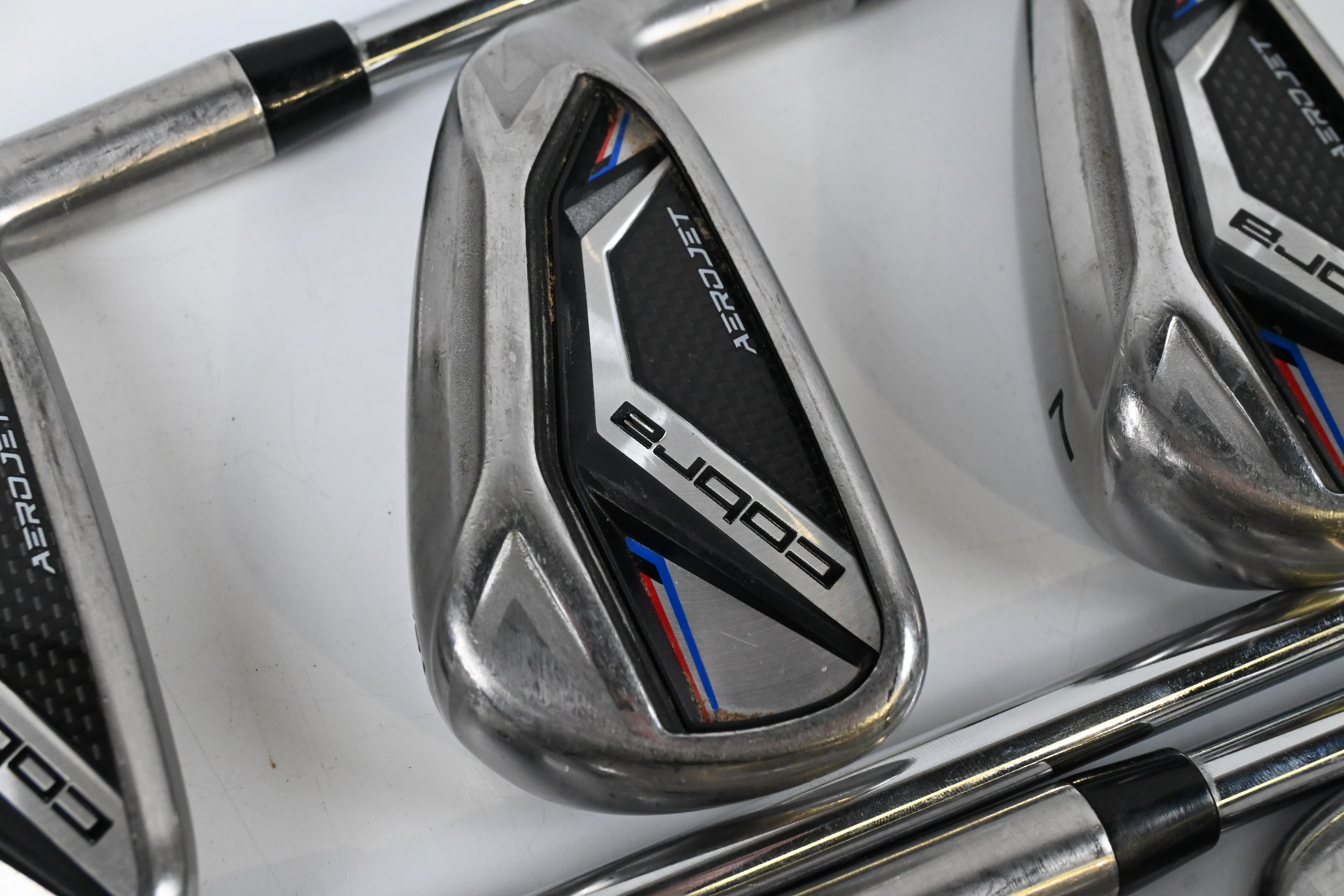 Cobra Aerojet Irons / 5-PW+GW / Regular Flex KBS Tour Lite Shafts