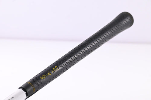 TaylorMade Tour Burner Driver / 10.5 Degree / Stiff Flex Reax 62 Shaft