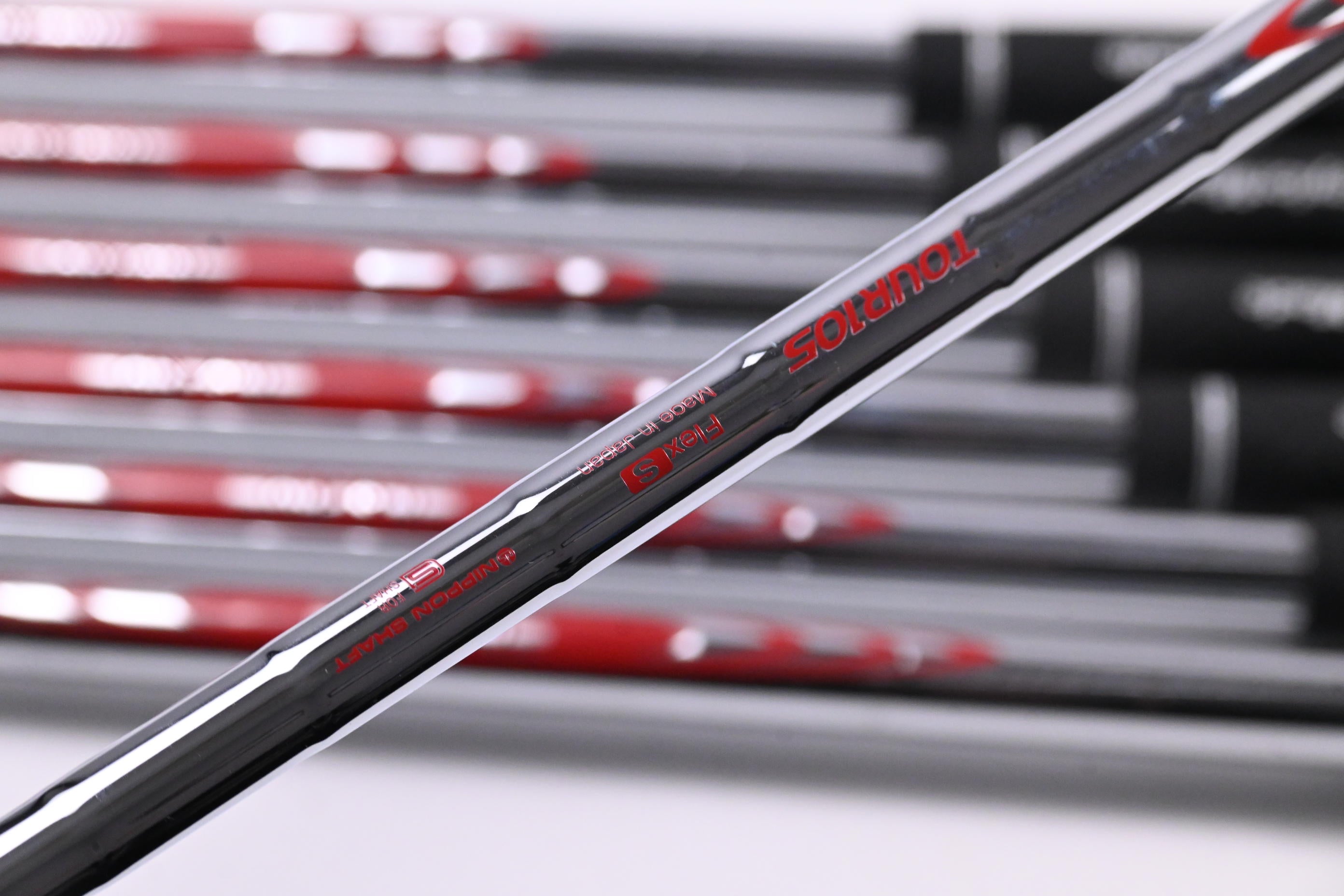 Taylormade P790 2025 Irons / 4-PW / Stiff Flex N.S.Pro Modus3 Tour 105 Shafts