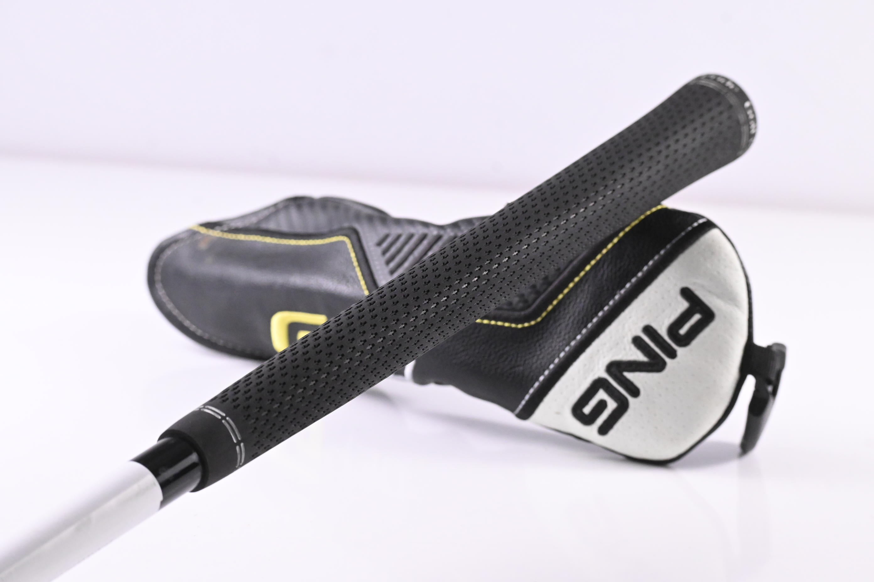 Ping G430 #2 Hybrid / 17 Degree / Regular Flex Ping Alta CB Black 70 Shaft