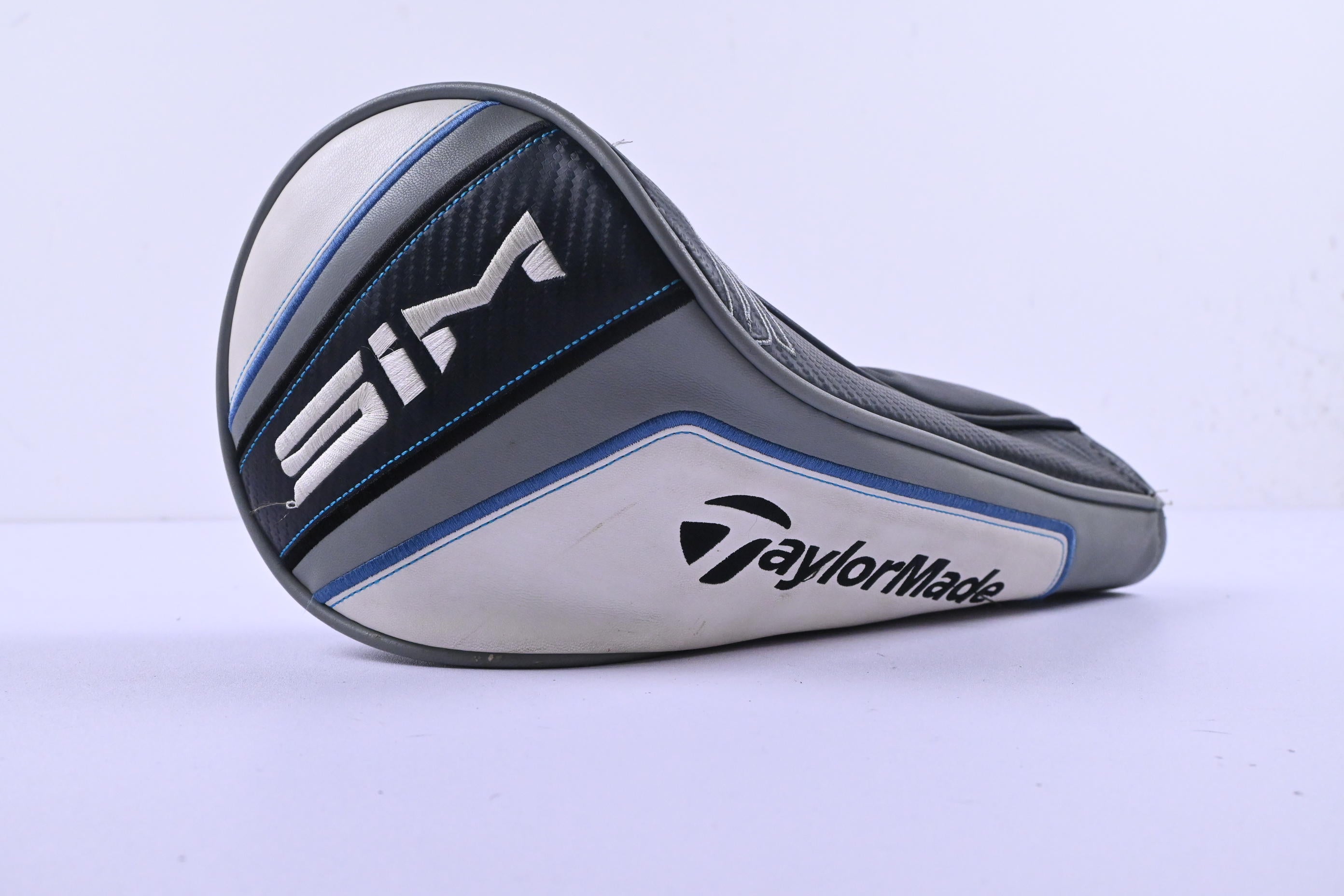 Taylormade SIM Driver / 9 Degree / Stiff Flex Fujikura Ventus Blue 6 Shaft