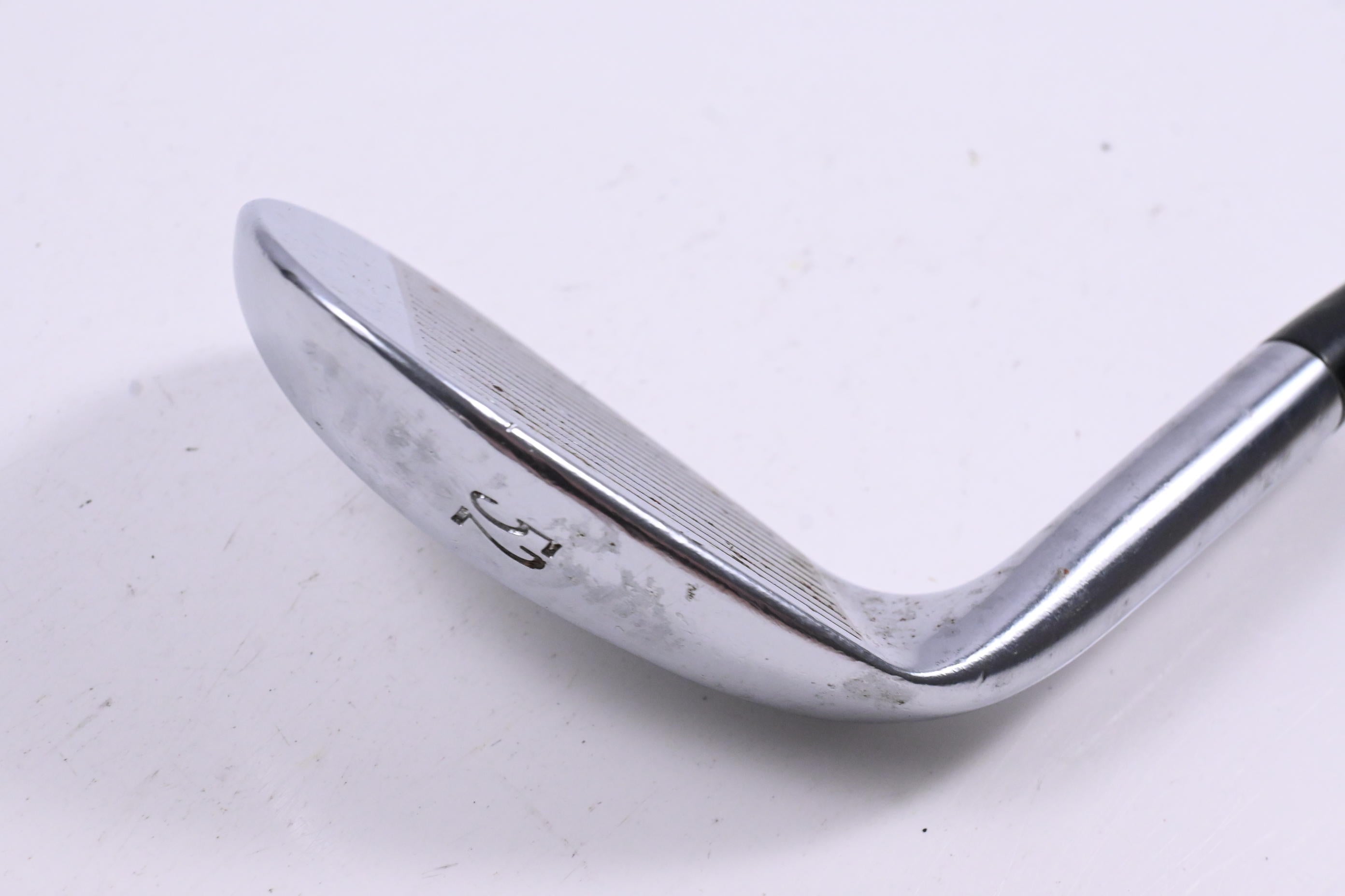 Mizuno Tour Style Gap Wedge / 52 Degree / Stiff Flex Dynamic Gold S300 Shaft