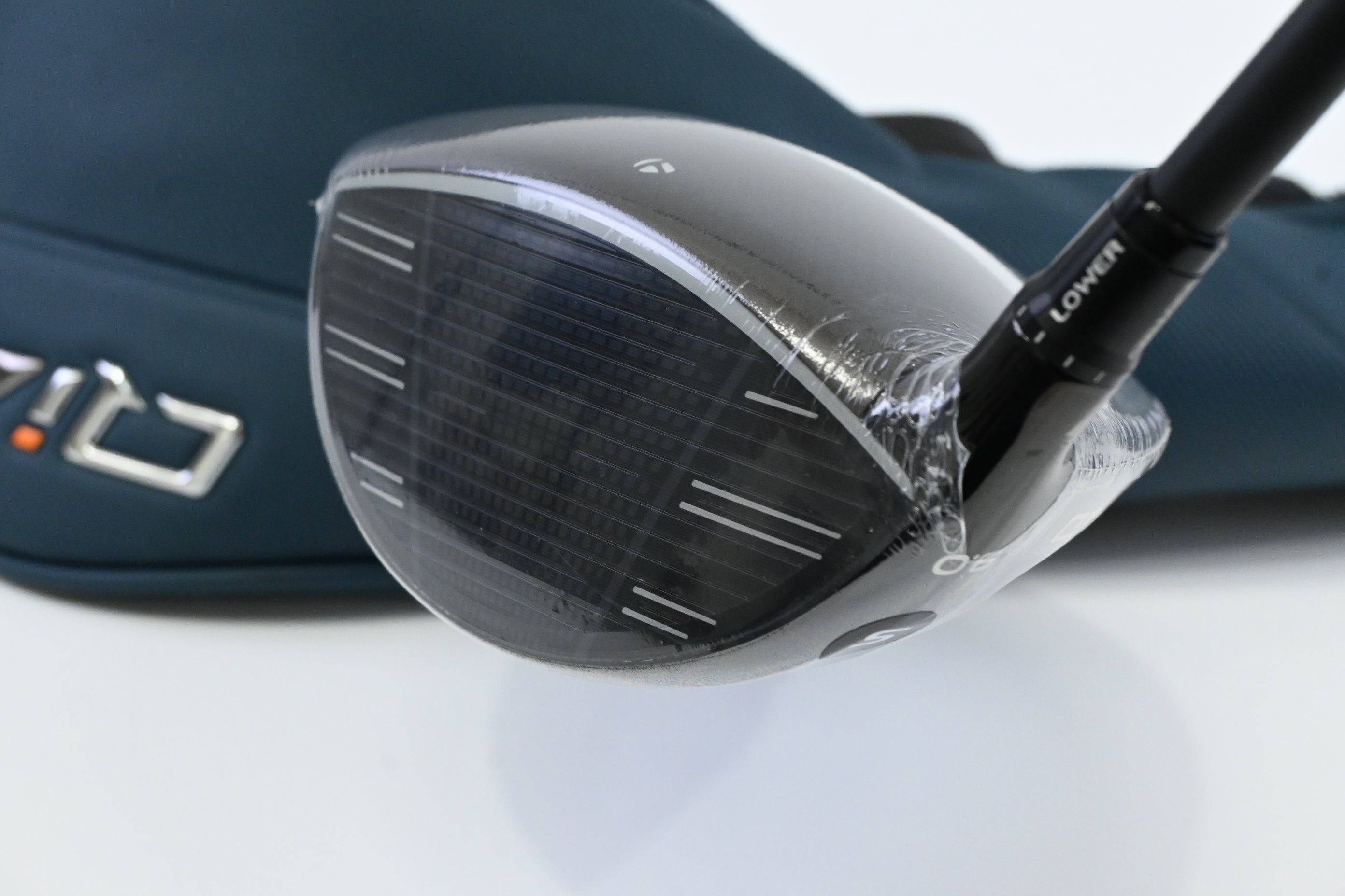 Taylormade Qi4D Driver / 9 Degree / Stiff Flex Taylormade Reax Blue 50 Shaft