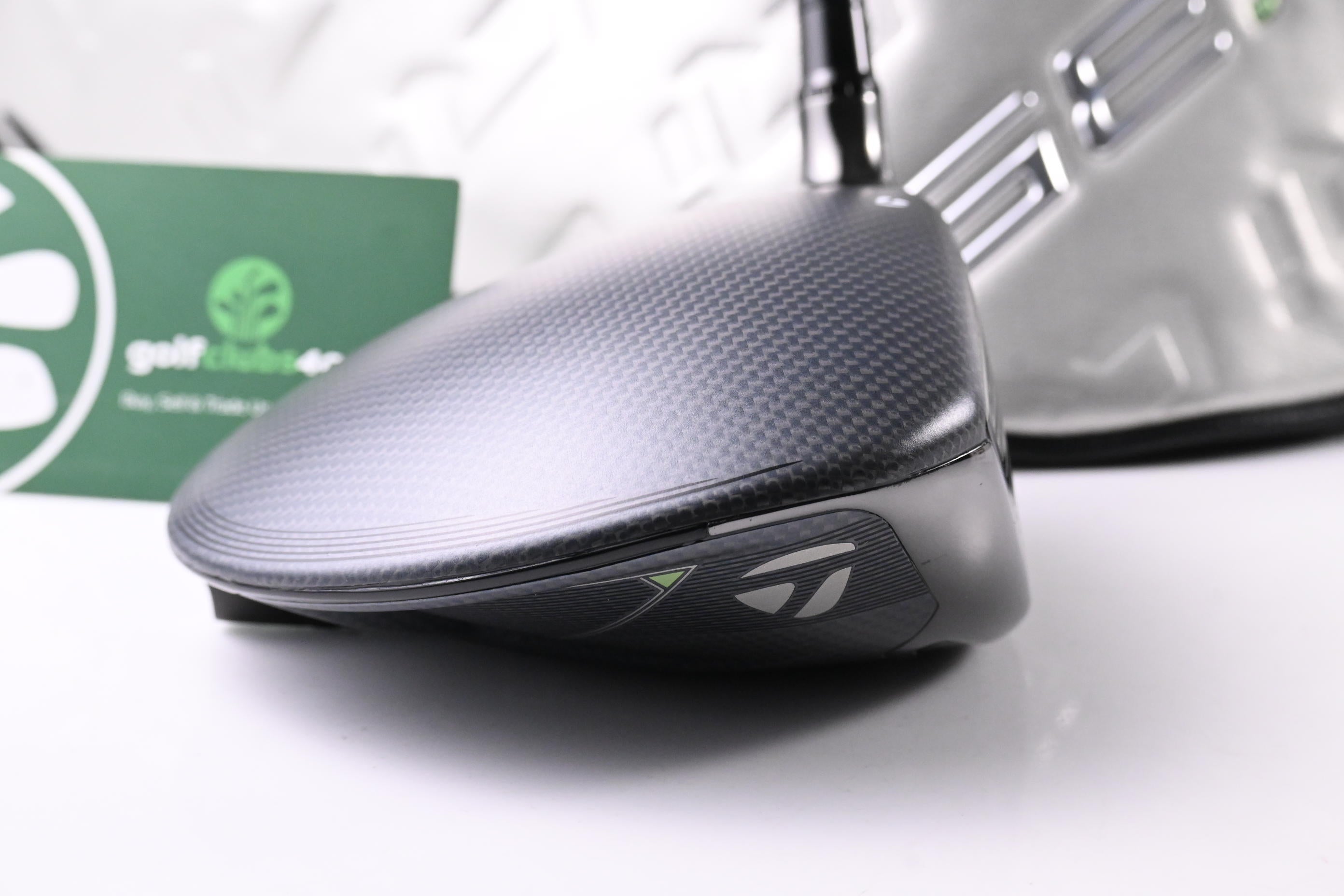 Taylormade Qi35 Driver / 9 Degree / Regular Flex Fujikura Venus Blue 5 Shaft
