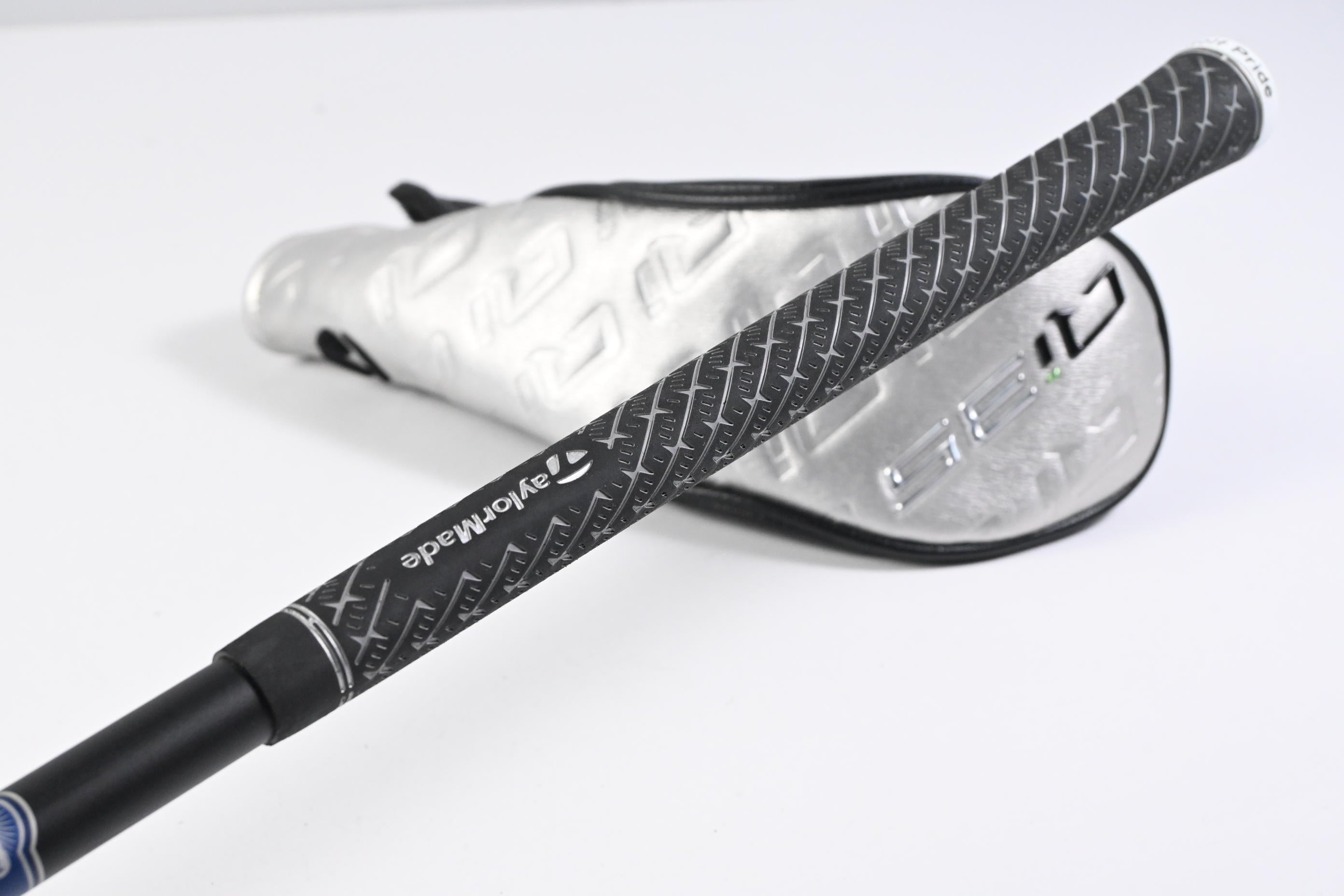 Taylormade Qi35 Max Lite #5 Hybrid / 27 Degree / Senior Flex Vanquish 5 Shaft