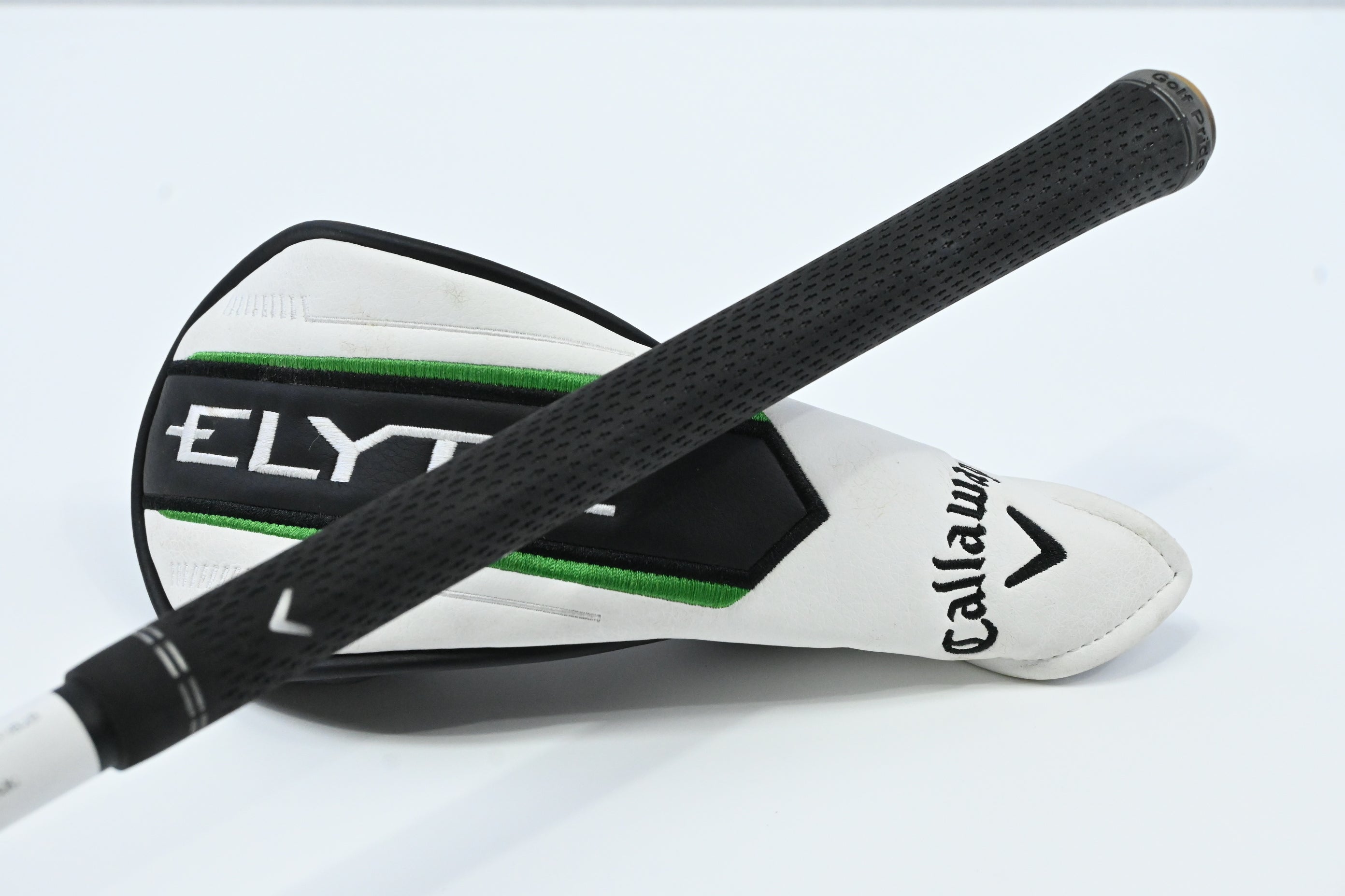 Callaway Elyte X #4 Hybrid / 21 Degree / Senior Flex Vanquish 5 Shafts