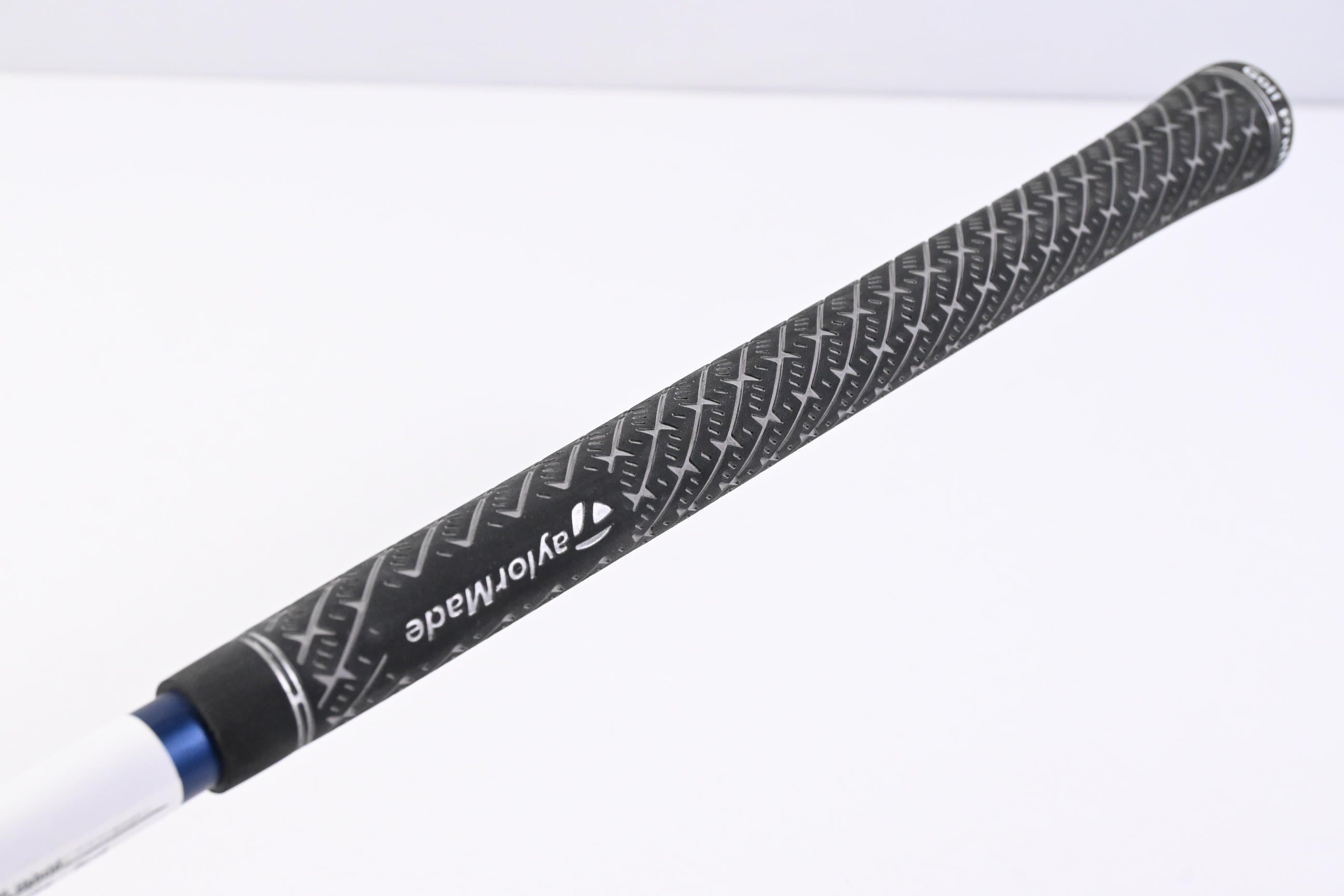 Taylormade Qi35 #4 Hybrid / 22 Degree / Regular Flex Fujikura Ventus Blue 6