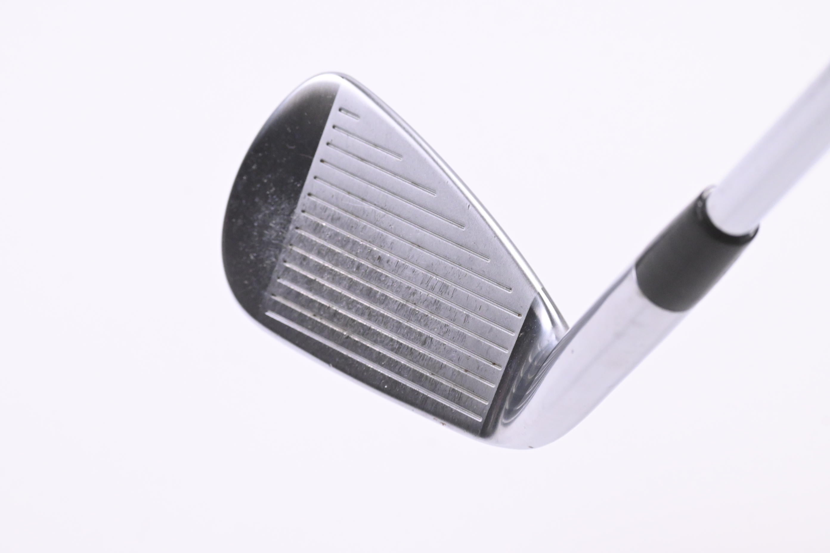 Titleist 716 MB #8 Iron / Stiff Flex Dynamic Gold AMT S300 Shaft