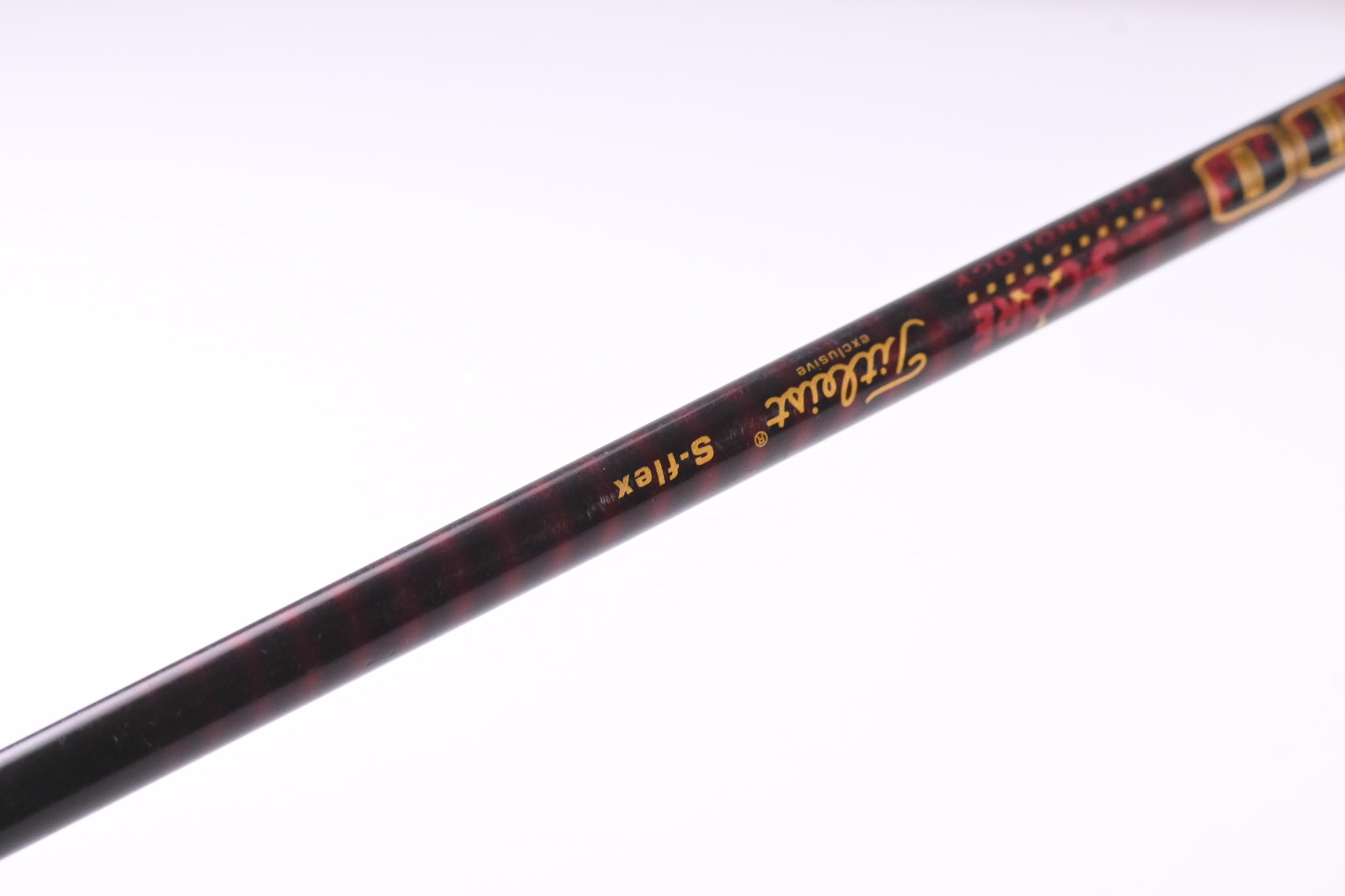 Titleist 909 D2 Driver / 9.5 Degree / Stiff Flex Aldila Voodoo Shaft