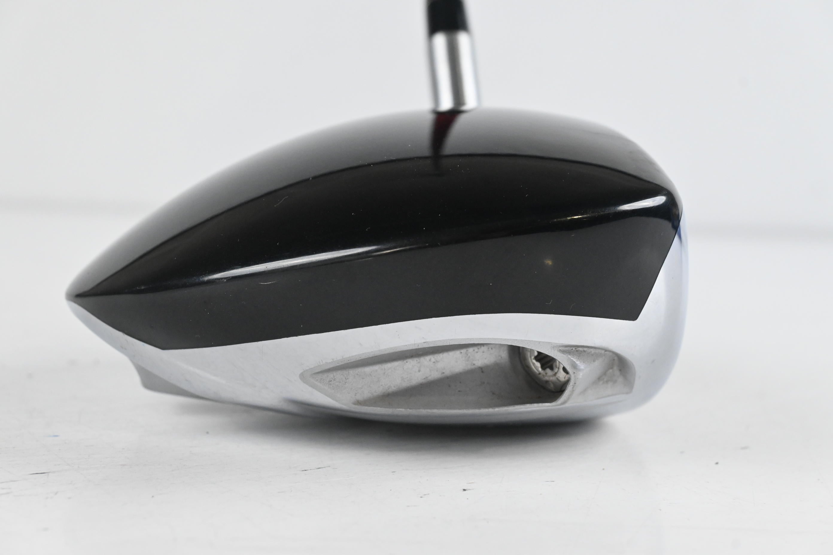 Taylormade R7 Limited Driver / 10.5 Degree / Regular Flex Matrix Ozik XCon-5.5
