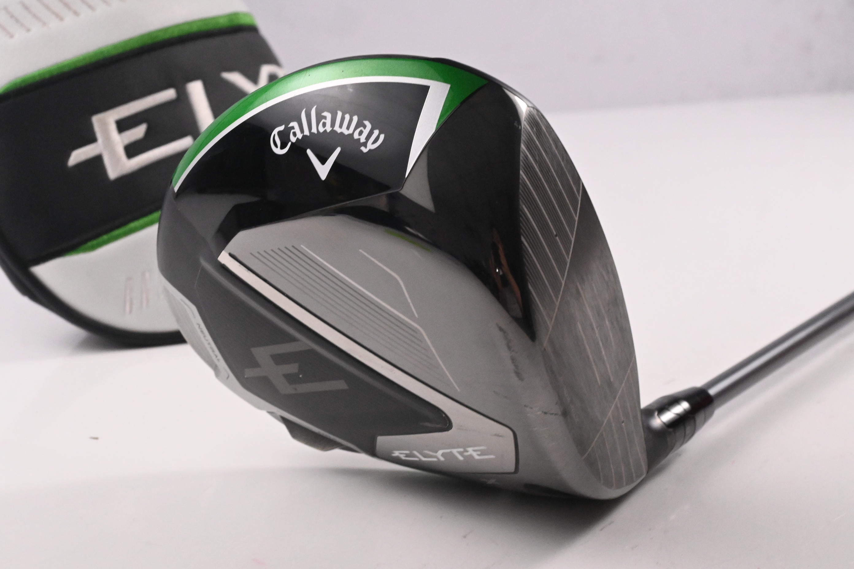 Callaway Elyte X Driver / 10.5 Degree / Regular Flex Denali Charcoal 50 Shaft