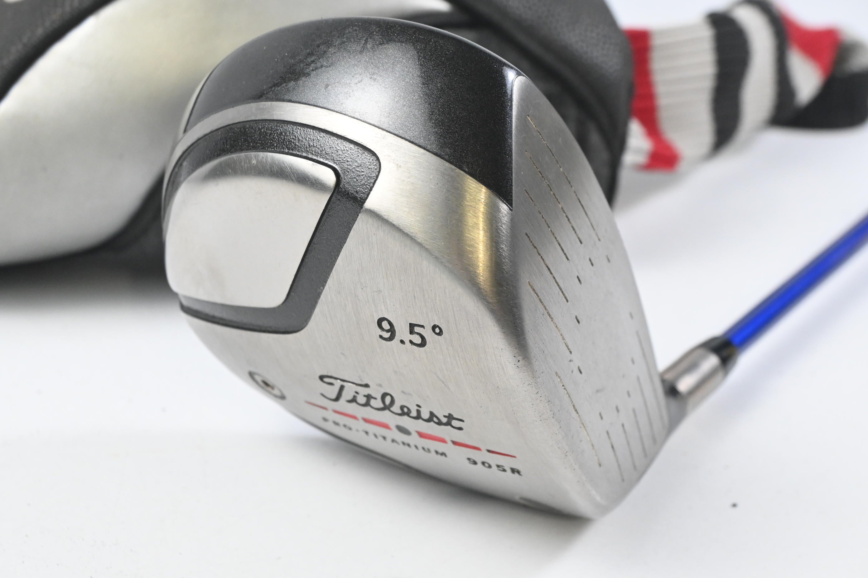 Titleist 905 R Driver / 9.5 Degree / Stiff Flex Graphite Design YS-6 Shaft