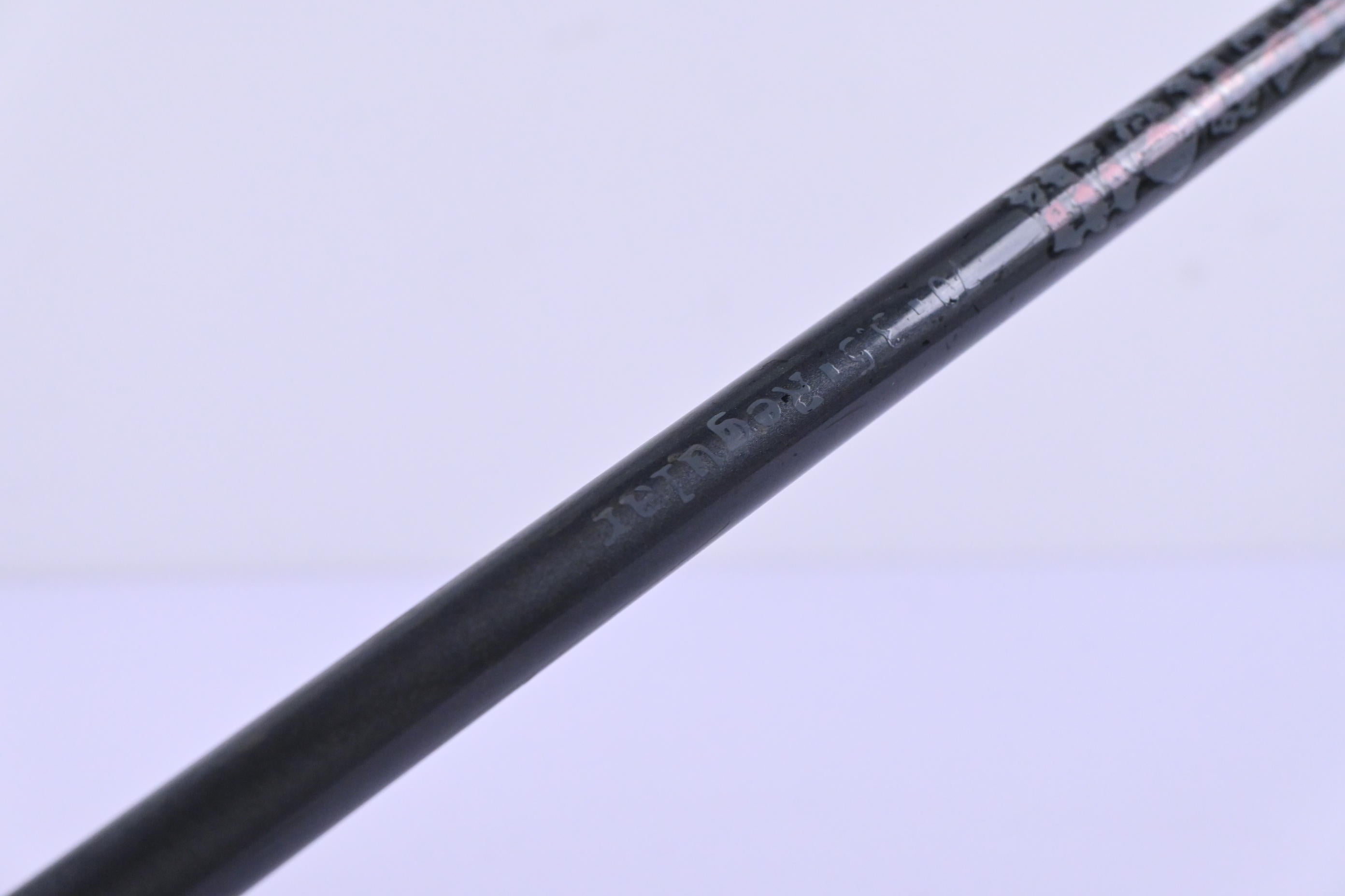 Titleist 913 D2 Driver / 10.5 Degree / Regular Flex Aldila Rip Phenom 70 Shaft