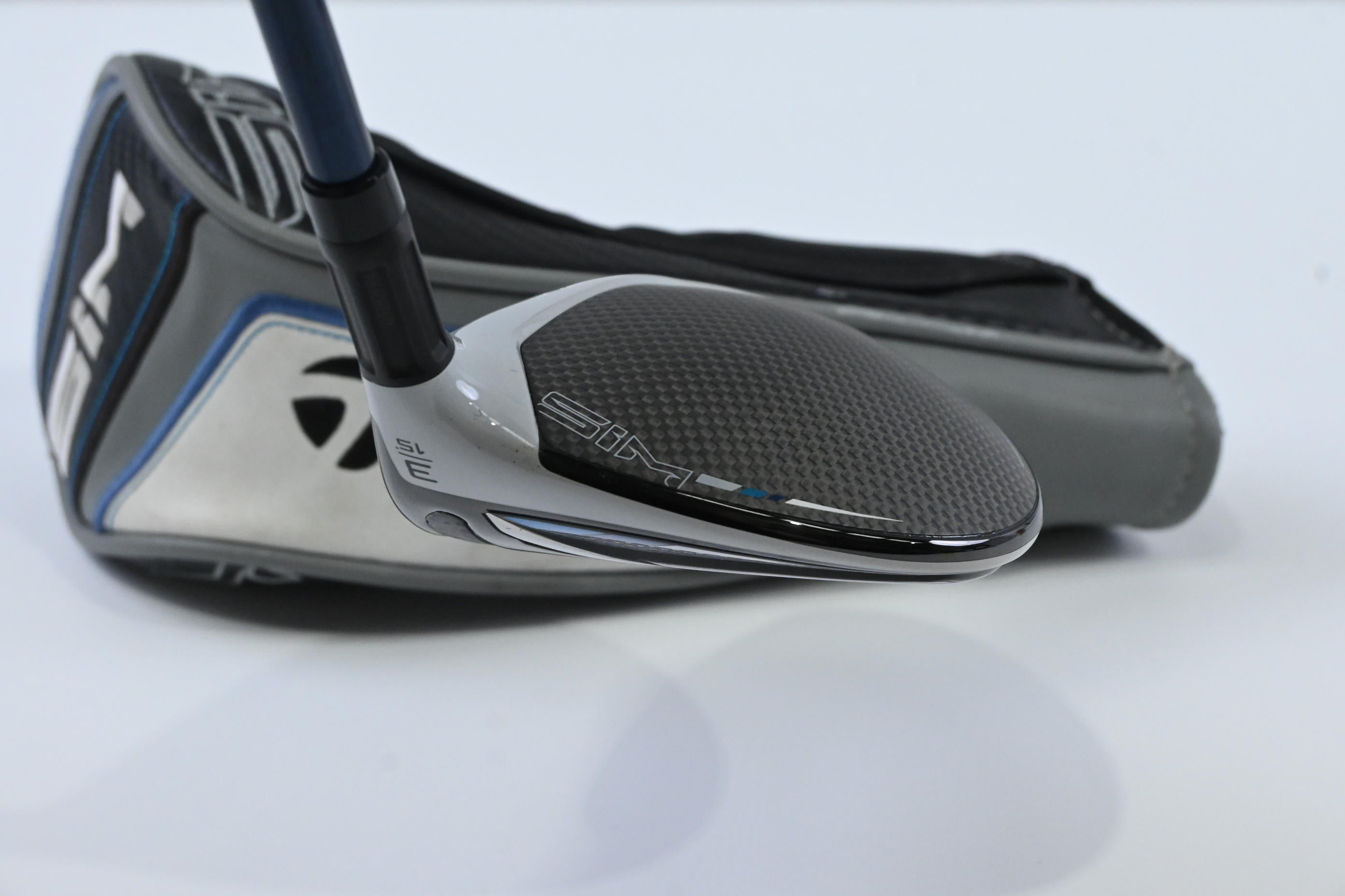 Taylormade SIM Max #3 Wood / 15 Degree / Regular Flex Fujikura Ventus Blue 5