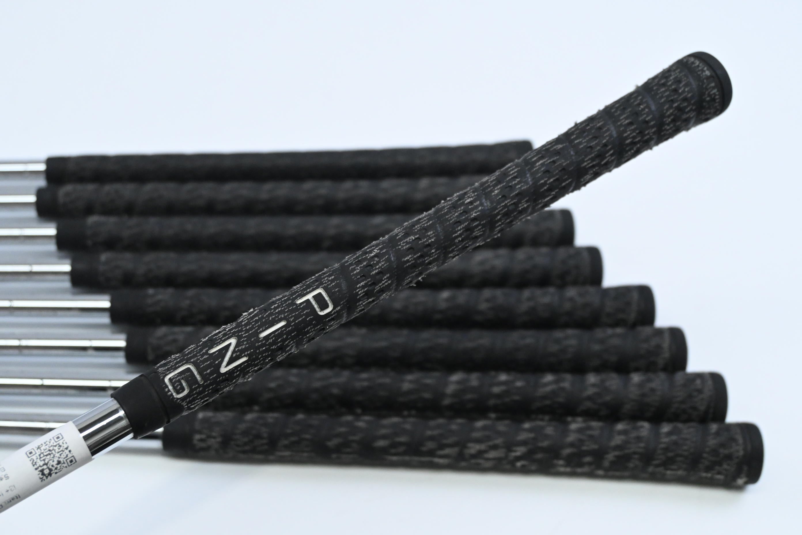 Ping i3+ Irons / 2-PW / Black Dot / Regular Flex Ping Cushin Z-Z65 Shafts