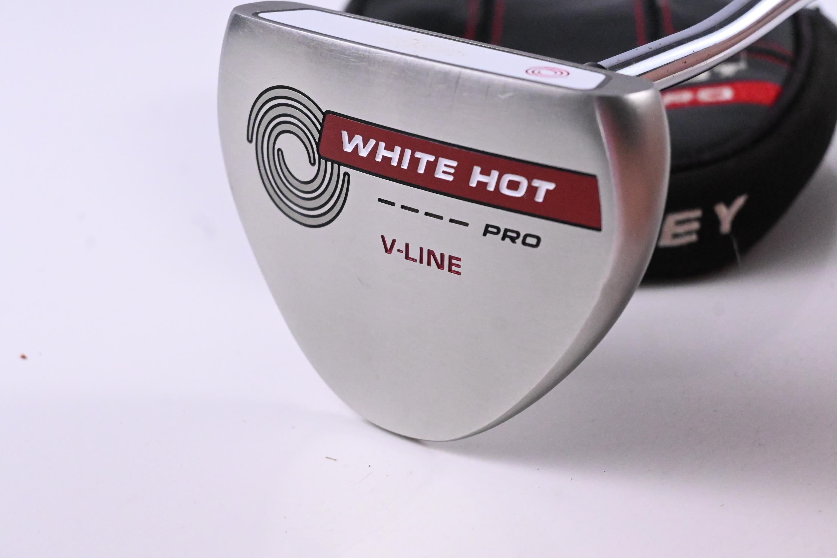 Odyssey White Hot Pro V-Line Putter / 34 Inch
