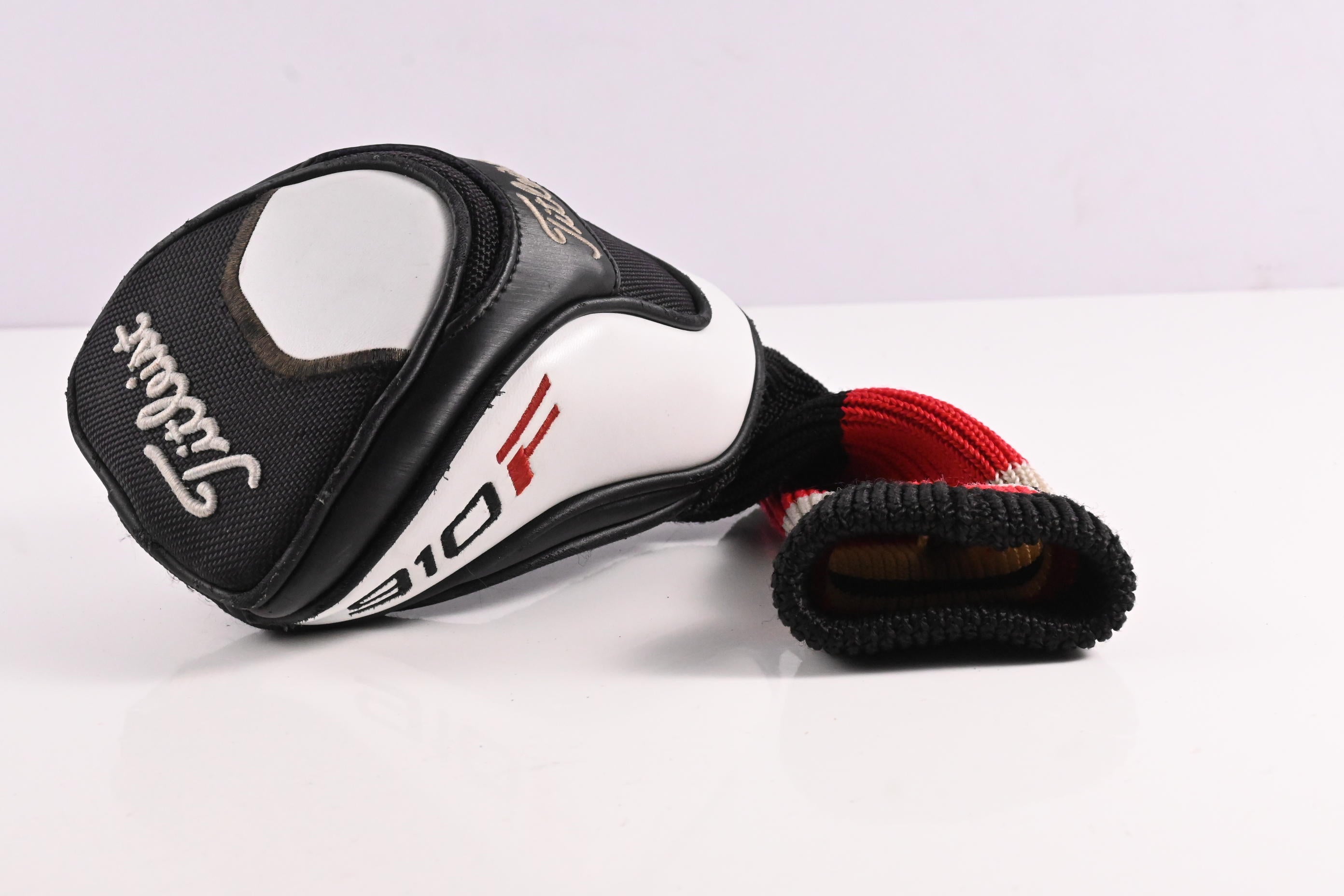 Titleist 910 F #3 Wood / 15 Degree / Regular Flex Diamana Ilima 71 Shaft