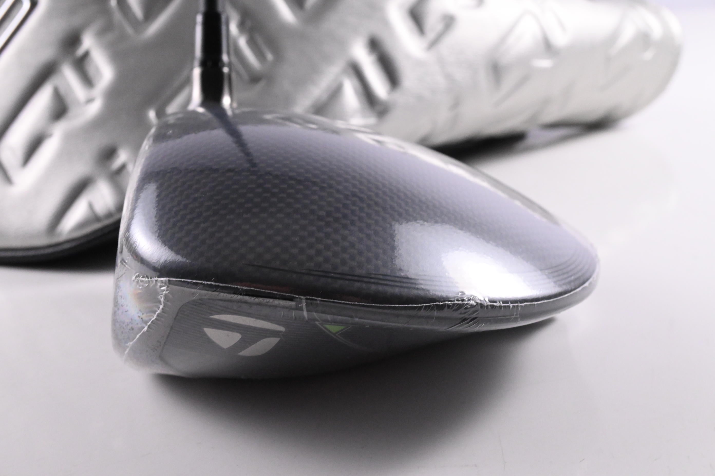 Left Hand Taylormade Qi35 Driver / 10.5 Degree / Regular Flex Ventus Blue 5