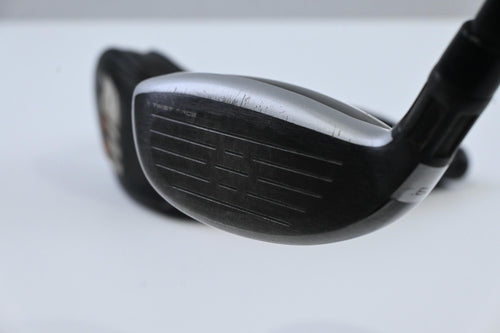 Taylormade M6 #3 Hybrid / 19 Degree / Stiff Flex Fujikura Atmos Orange 7 Shaft